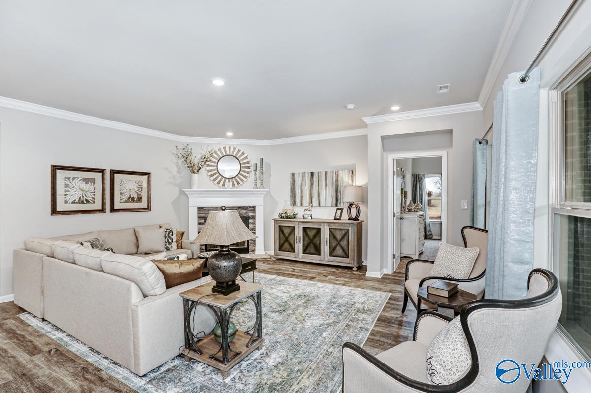 6506 NW Jacaranda Drive