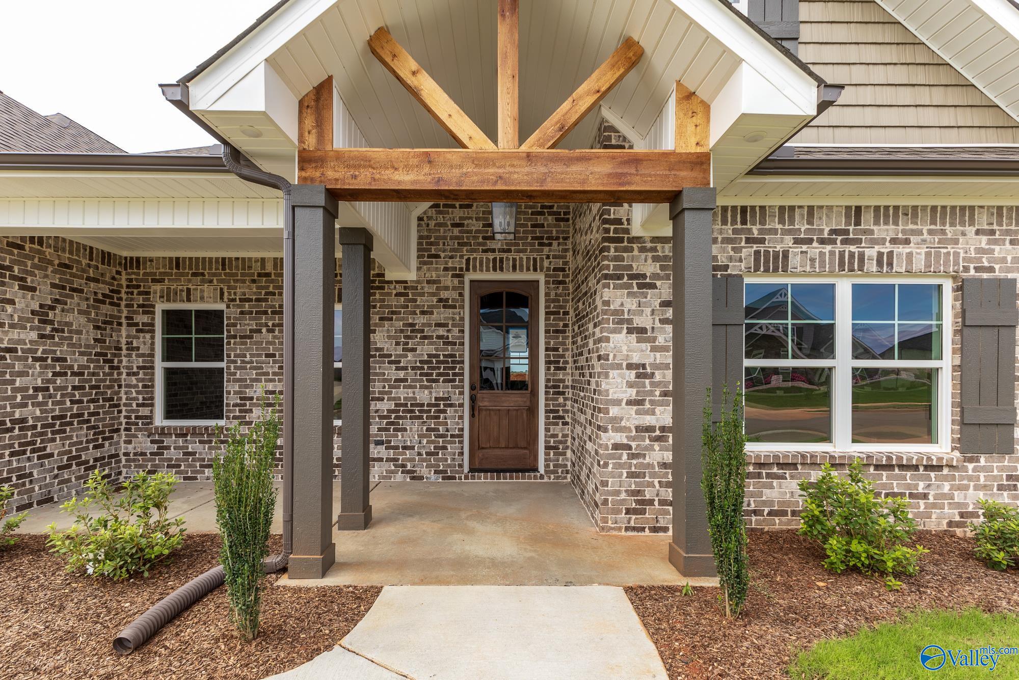 108 Brier View Drive