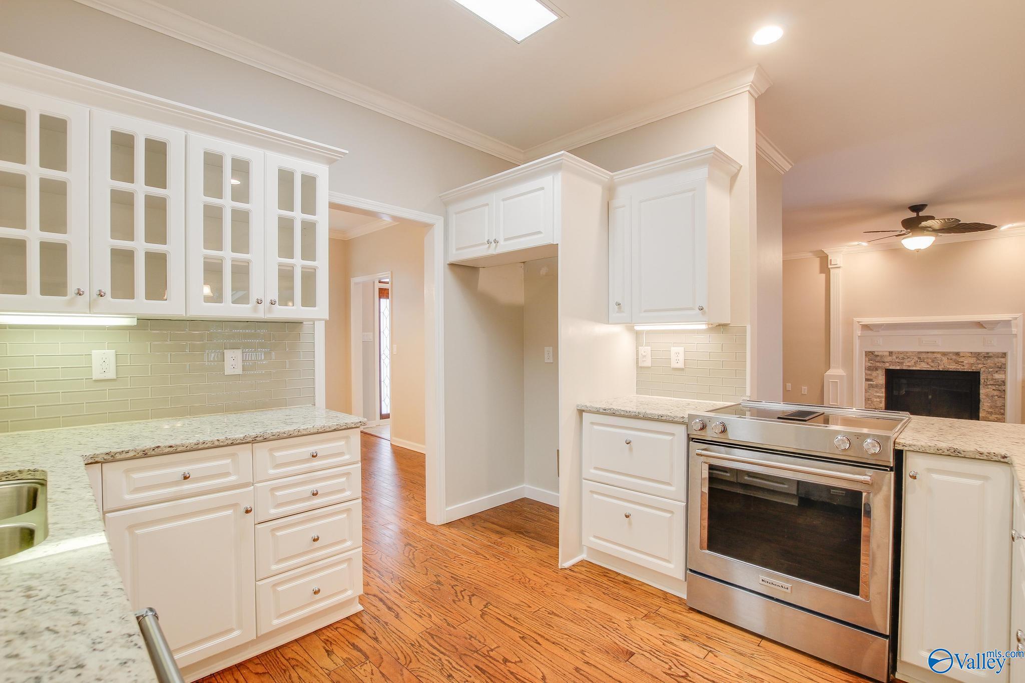 3306 Cedarhurst Drive SW