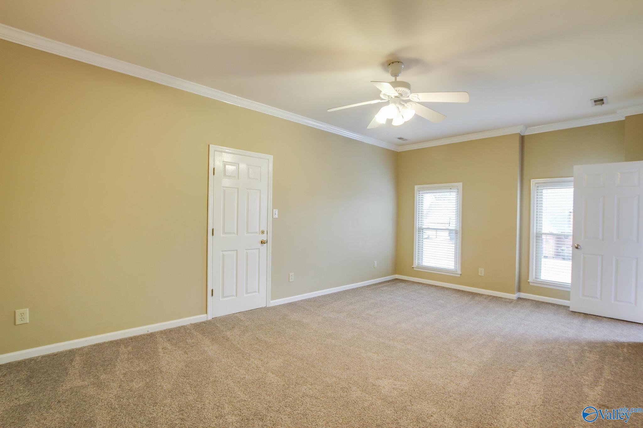 3306 Cedarhurst Drive SW