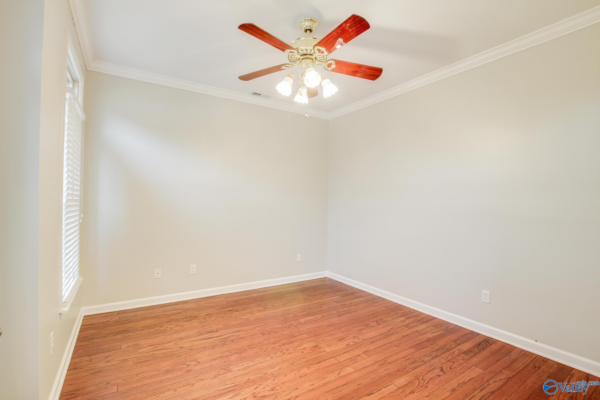 3306 Cedarhurst Drive SW