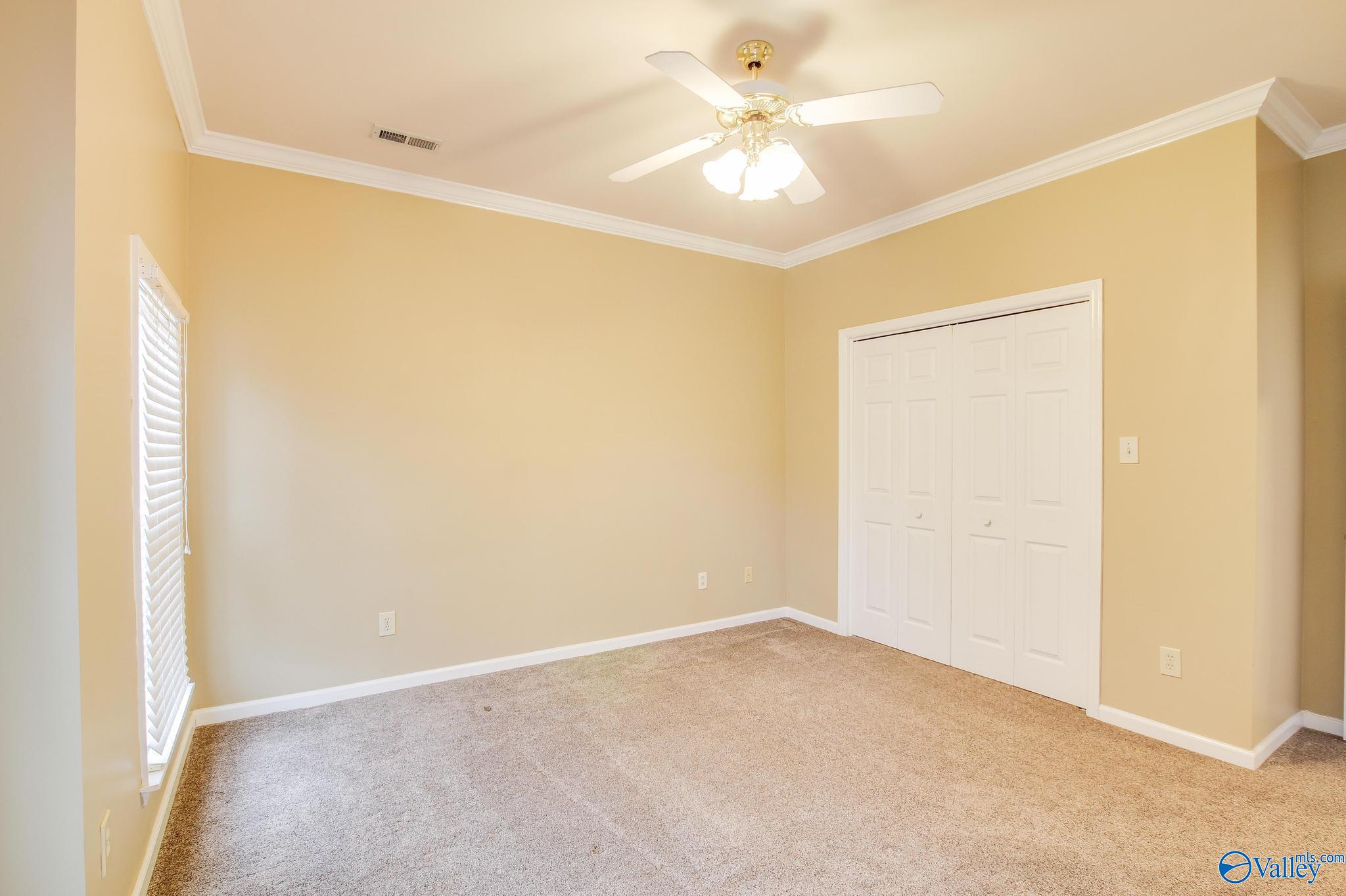 3306 Cedarhurst Drive SW