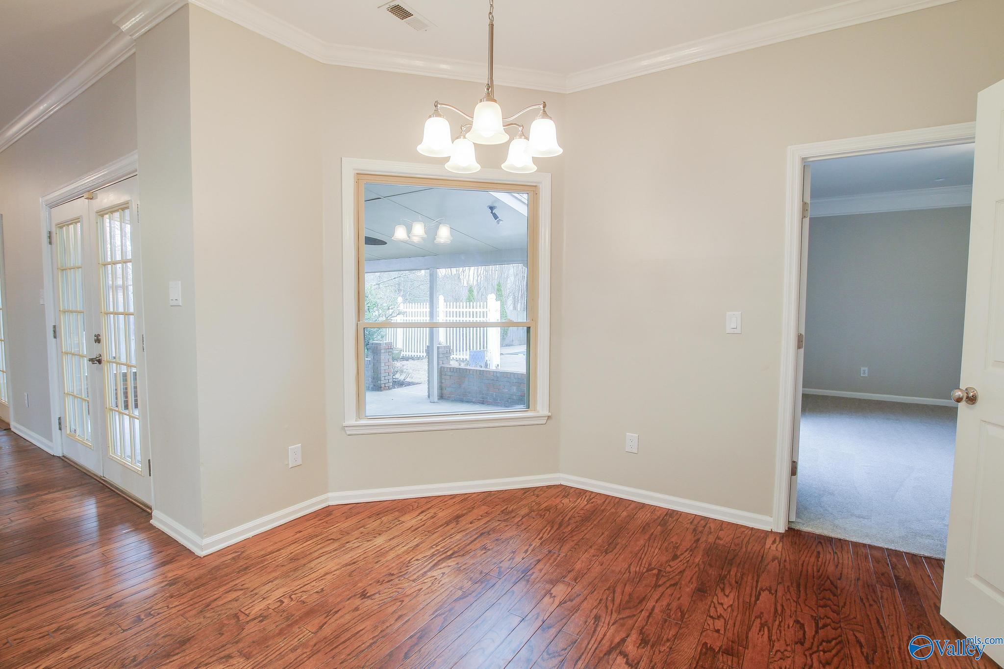 3306 Cedarhurst Drive SW