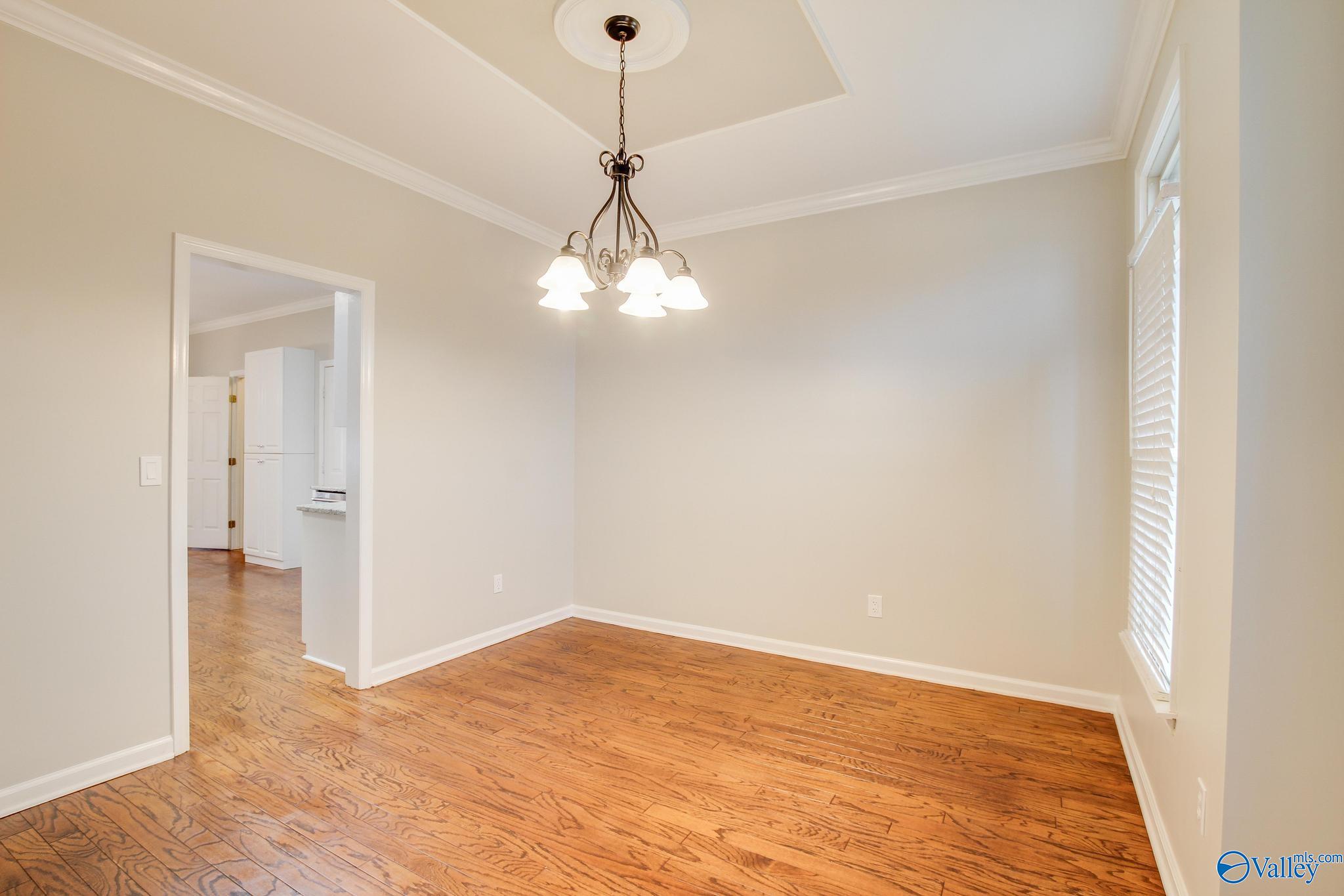 3306 Cedarhurst Drive SW