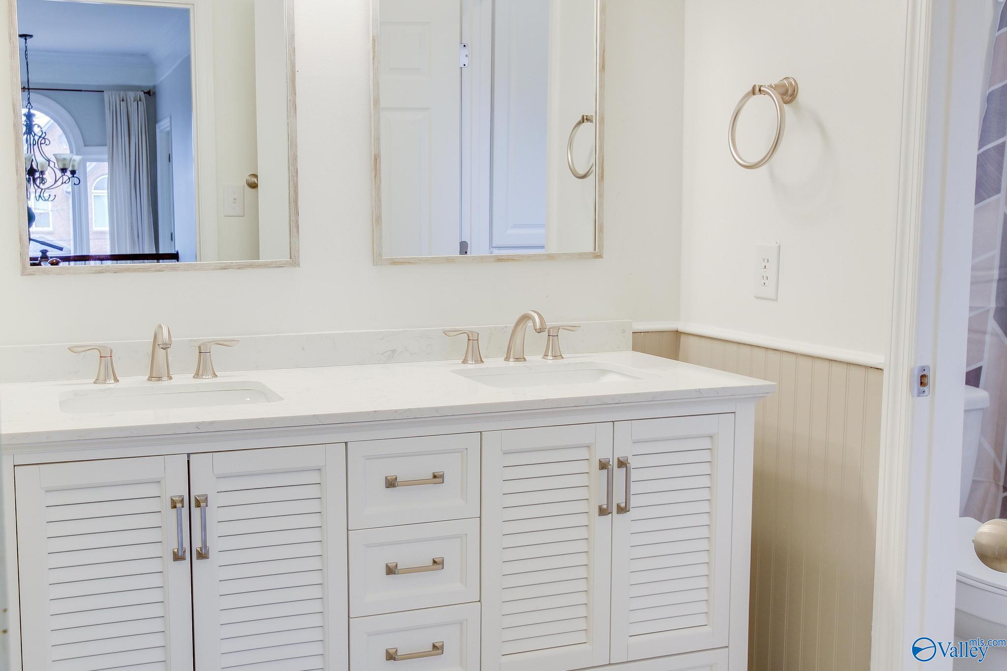 3306 Cedarhurst Drive SW