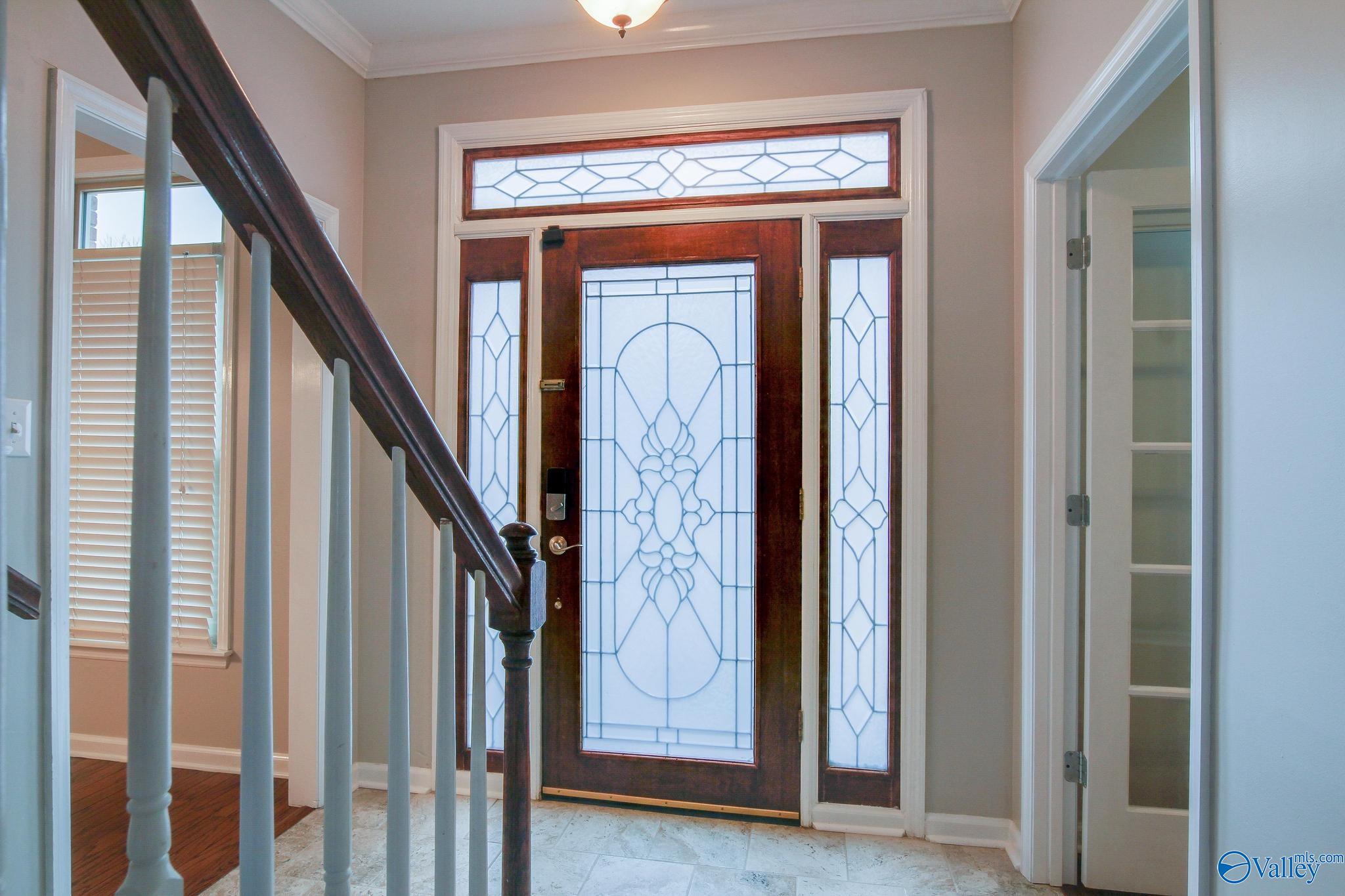 3306 Cedarhurst Drive SW