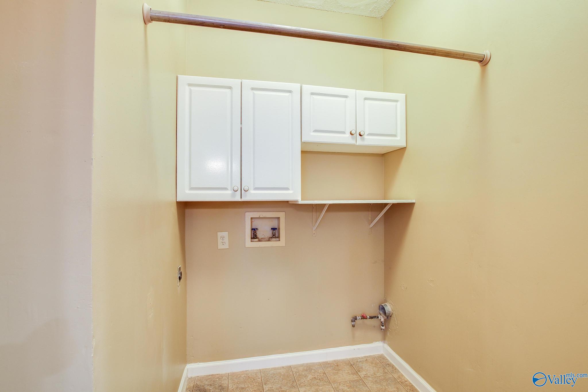 3306 Cedarhurst Drive SW