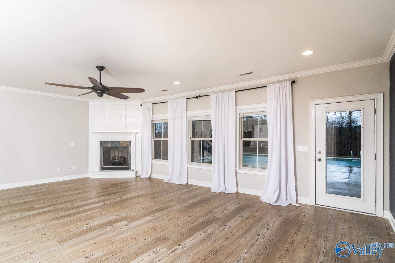 107 Starling Drive