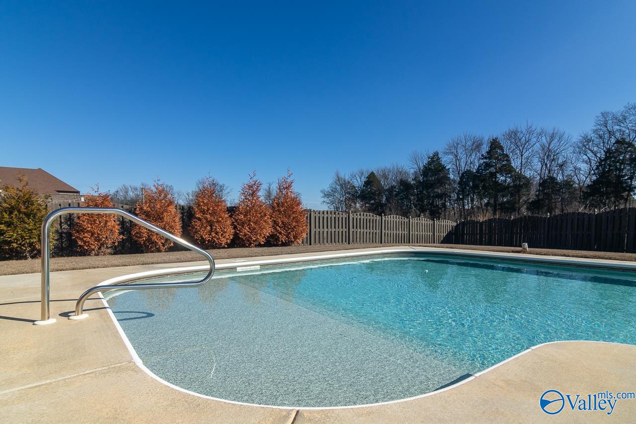 107 Starling Drive
