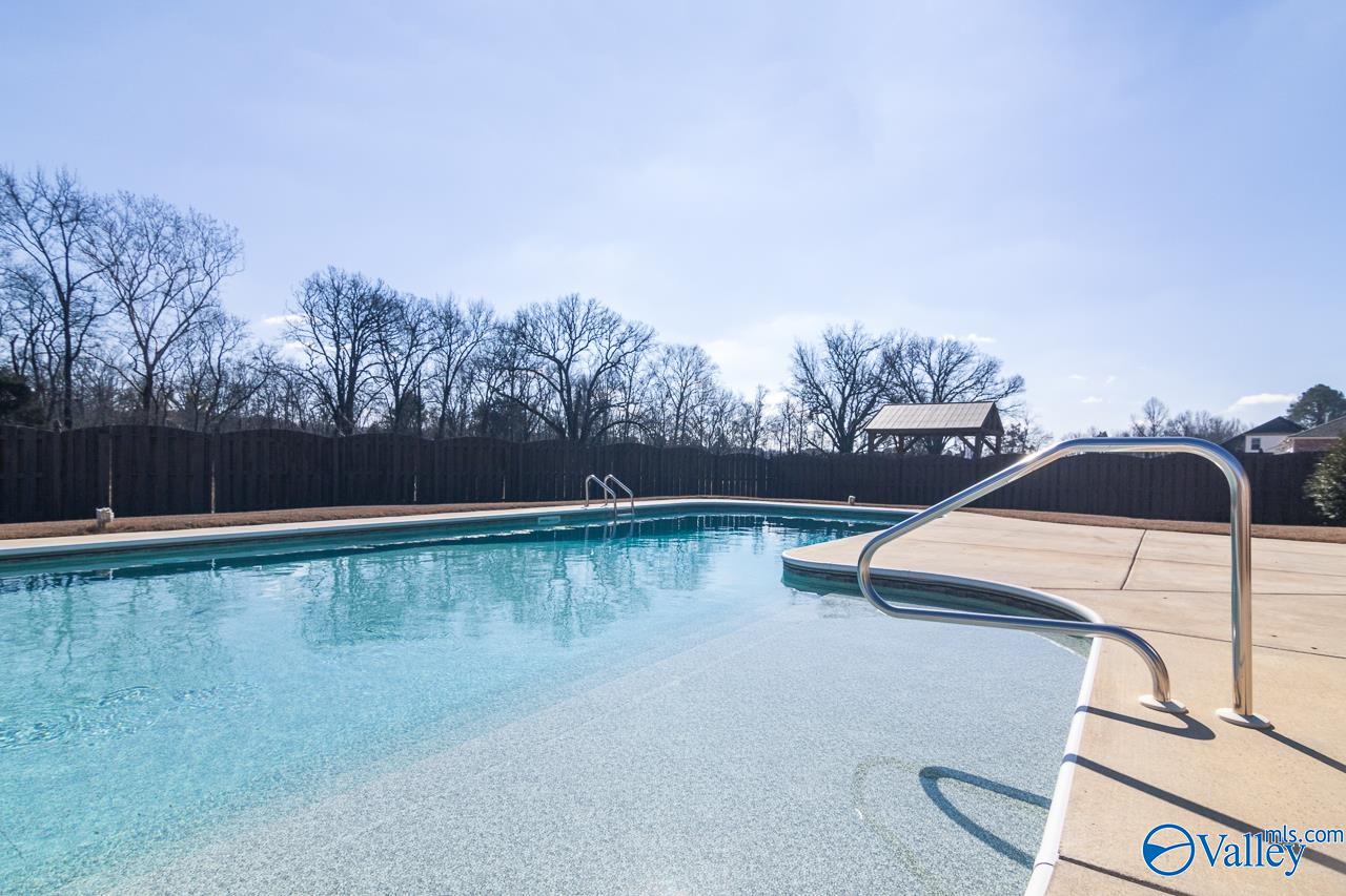 107 Starling Drive