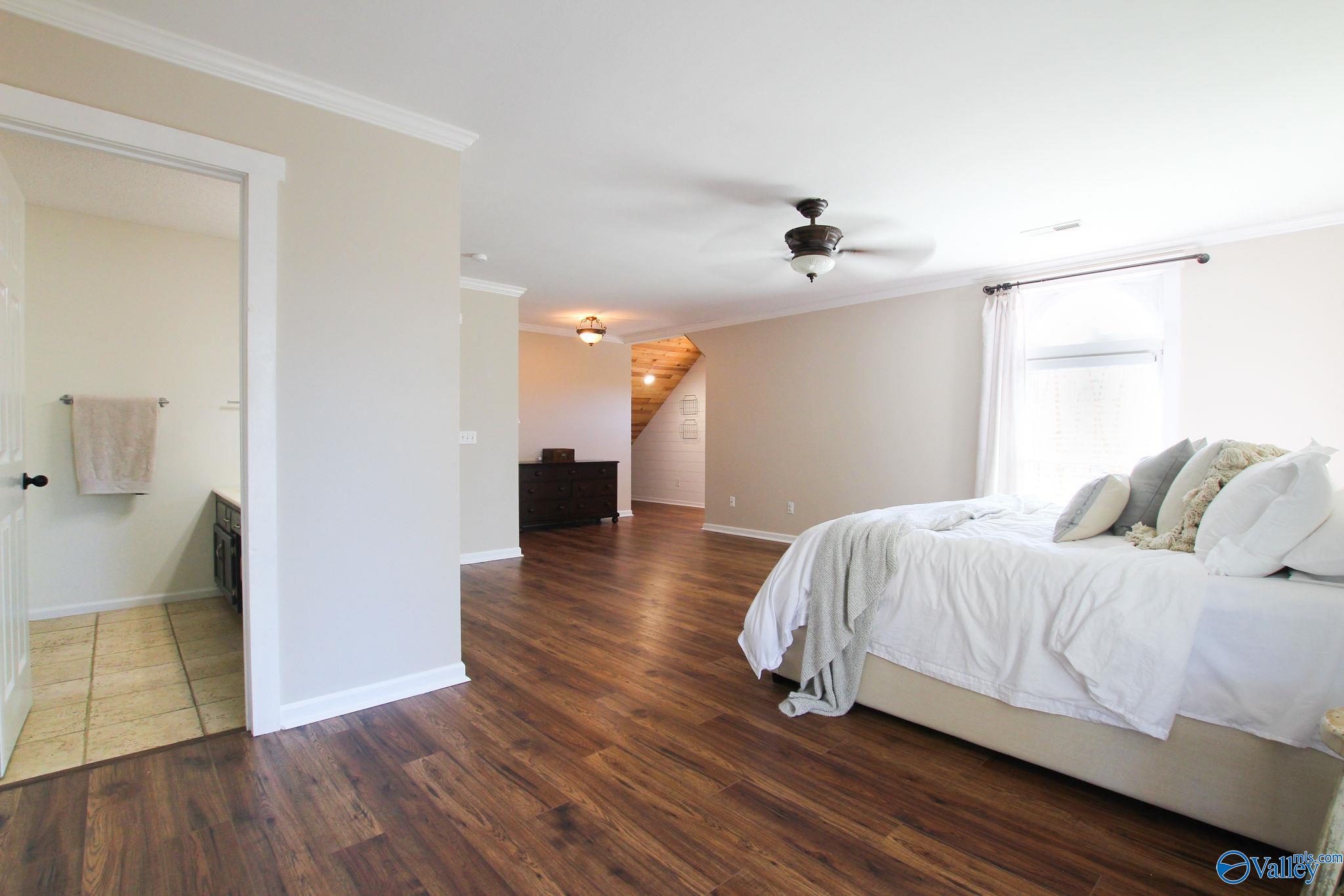13905 Chimney Rock Circle SE