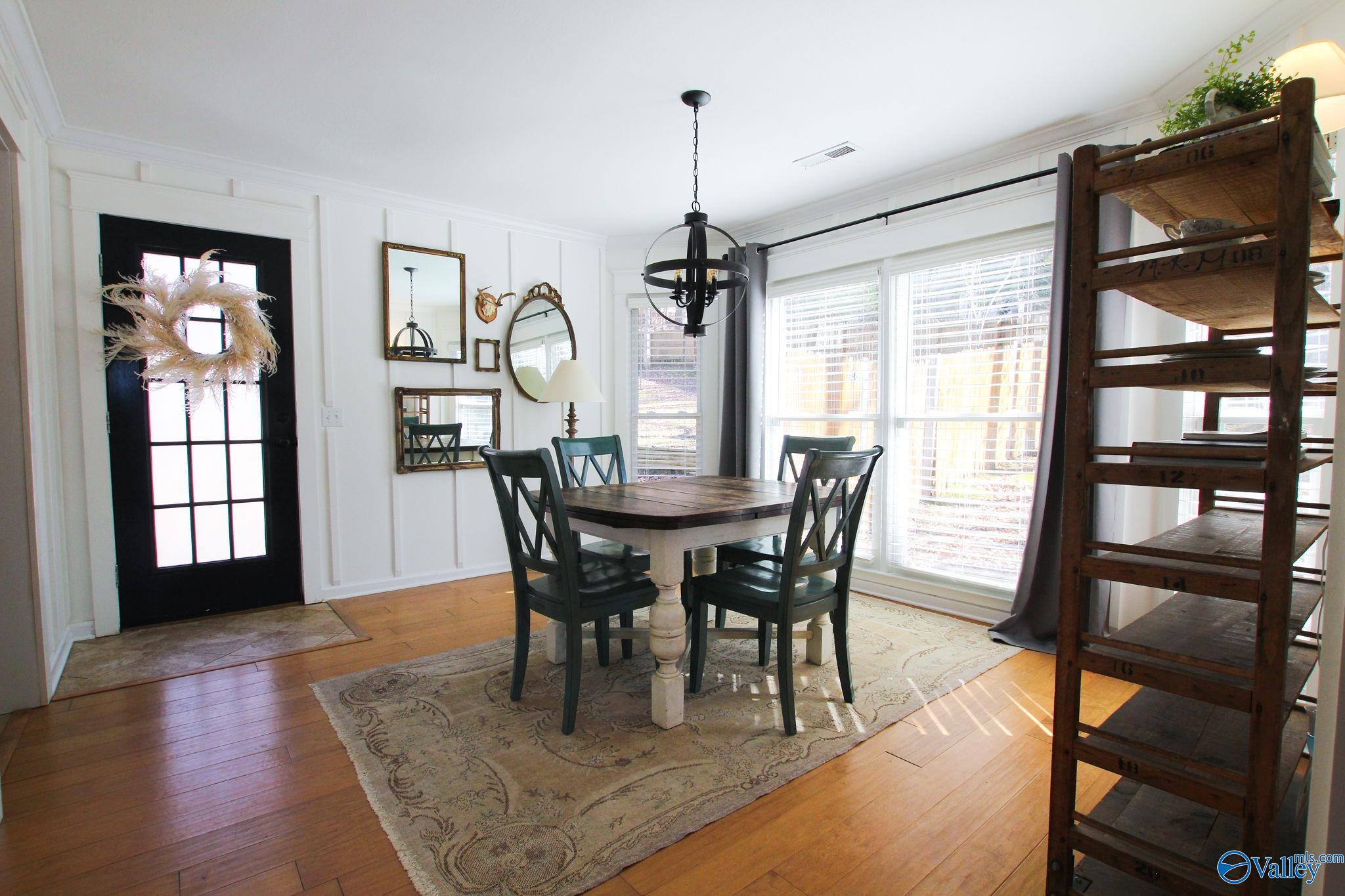 13905 Chimney Rock Circle SE