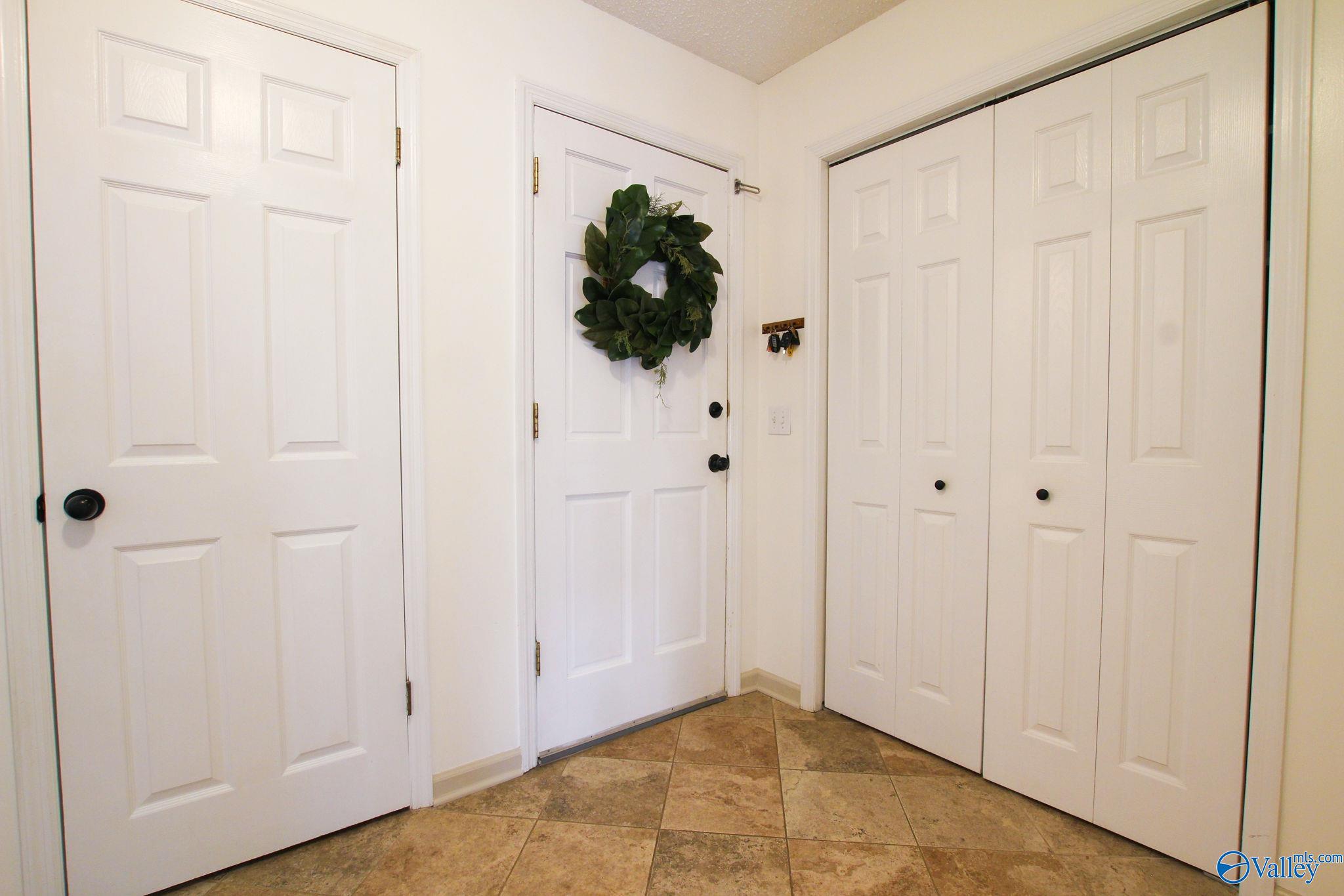 13905 Chimney Rock Circle SE
