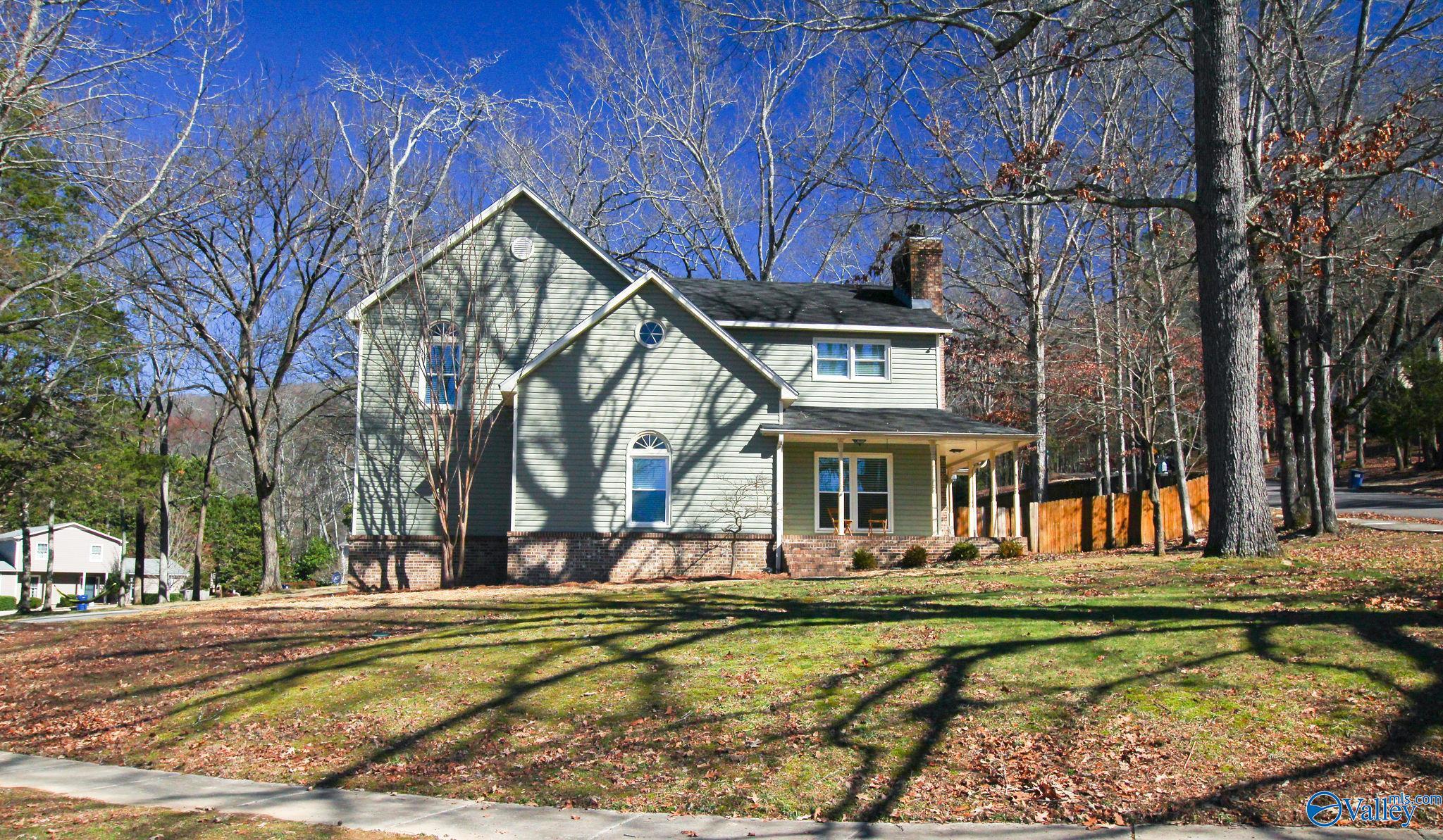 13905 Chimney Rock Circle SE
