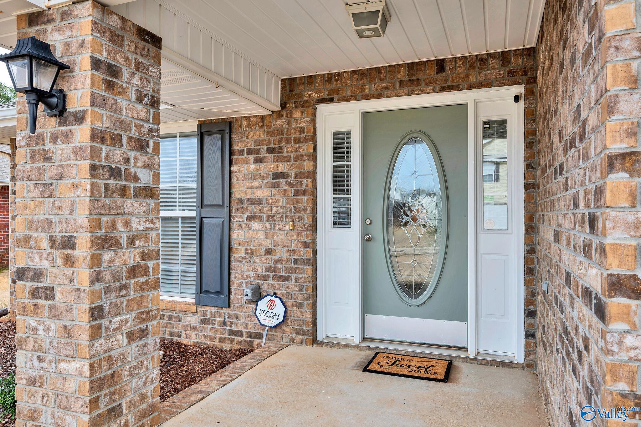 118 Cloverwood Drive SW