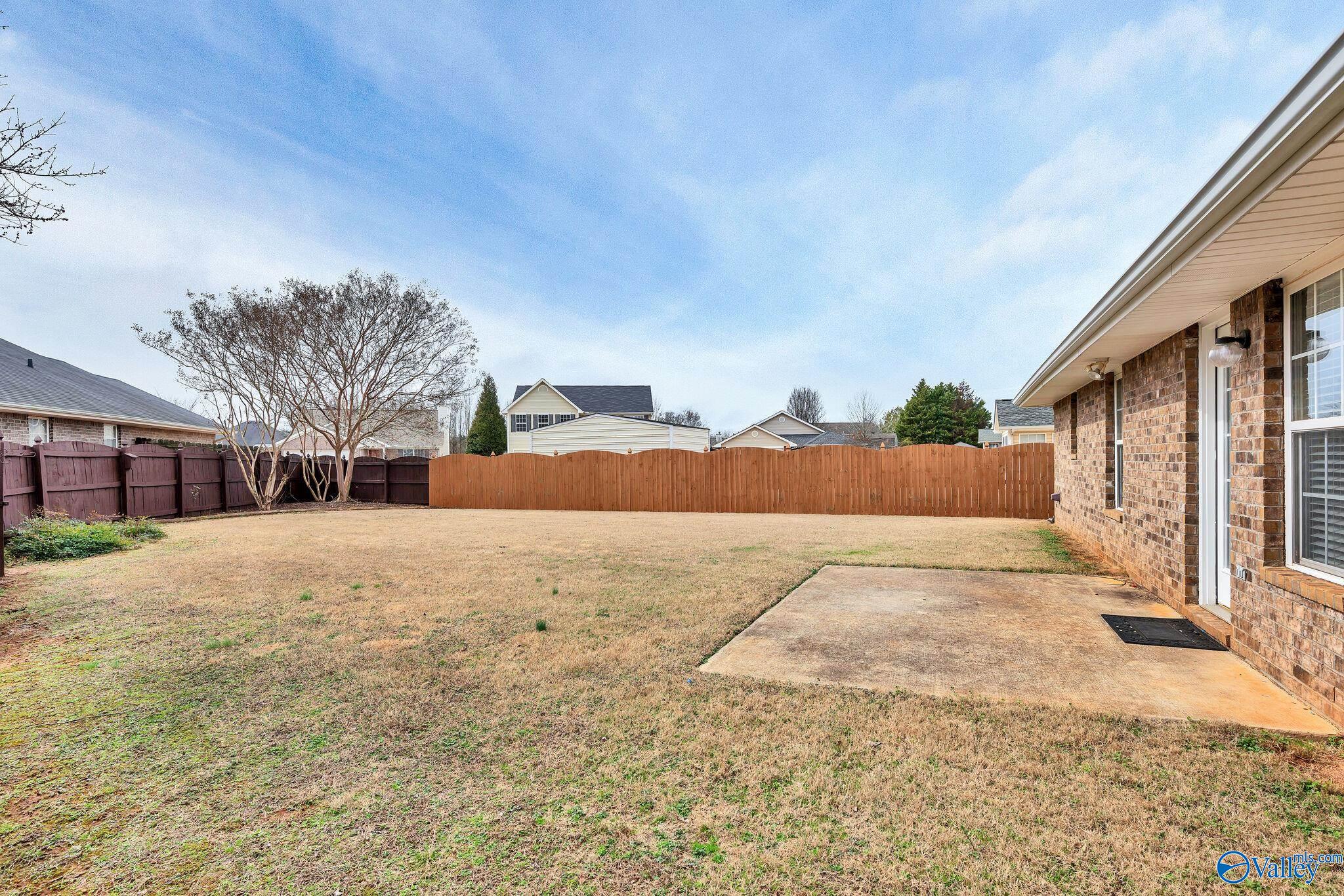 118 Cloverwood Drive SW