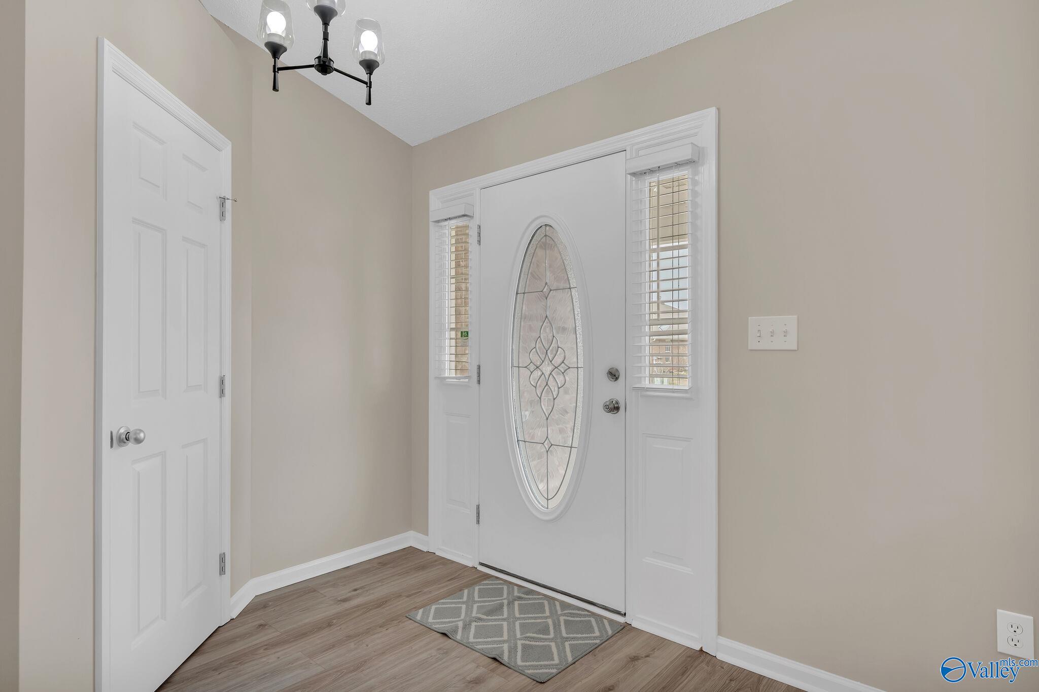 118 Cloverwood Drive SW