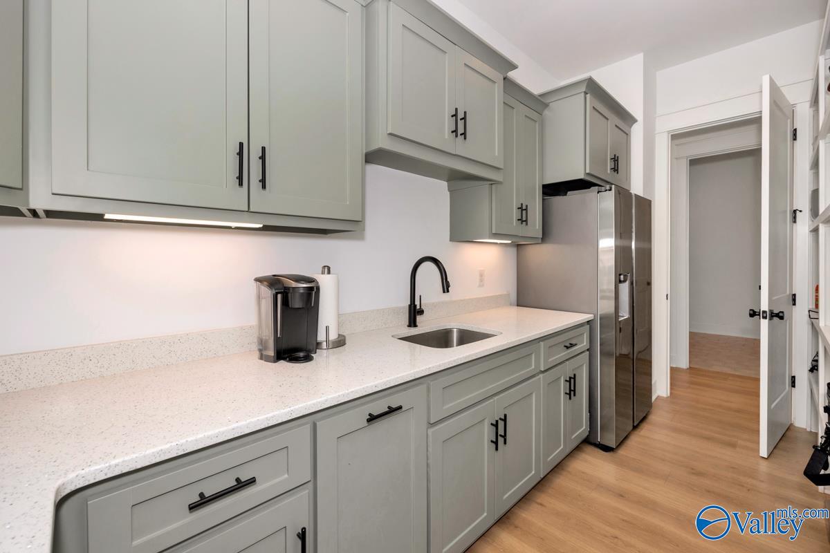 104 Rock Manor Court