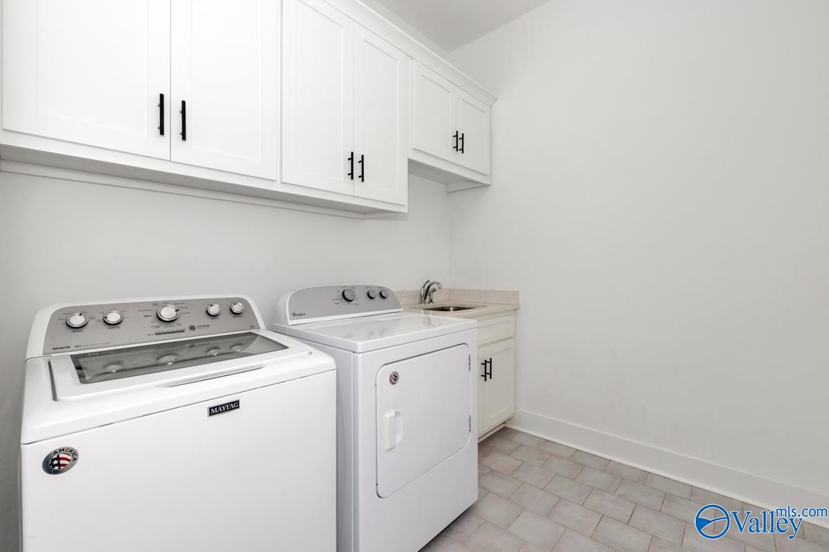 104 Rock Manor Court