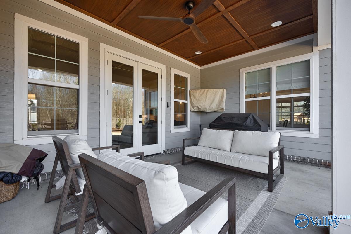 104 Rock Manor Court