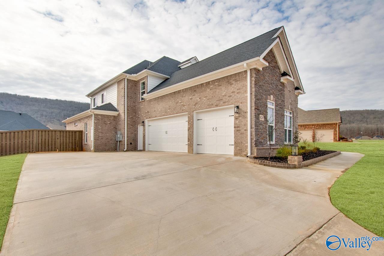 8203 Goose Ridge Drive