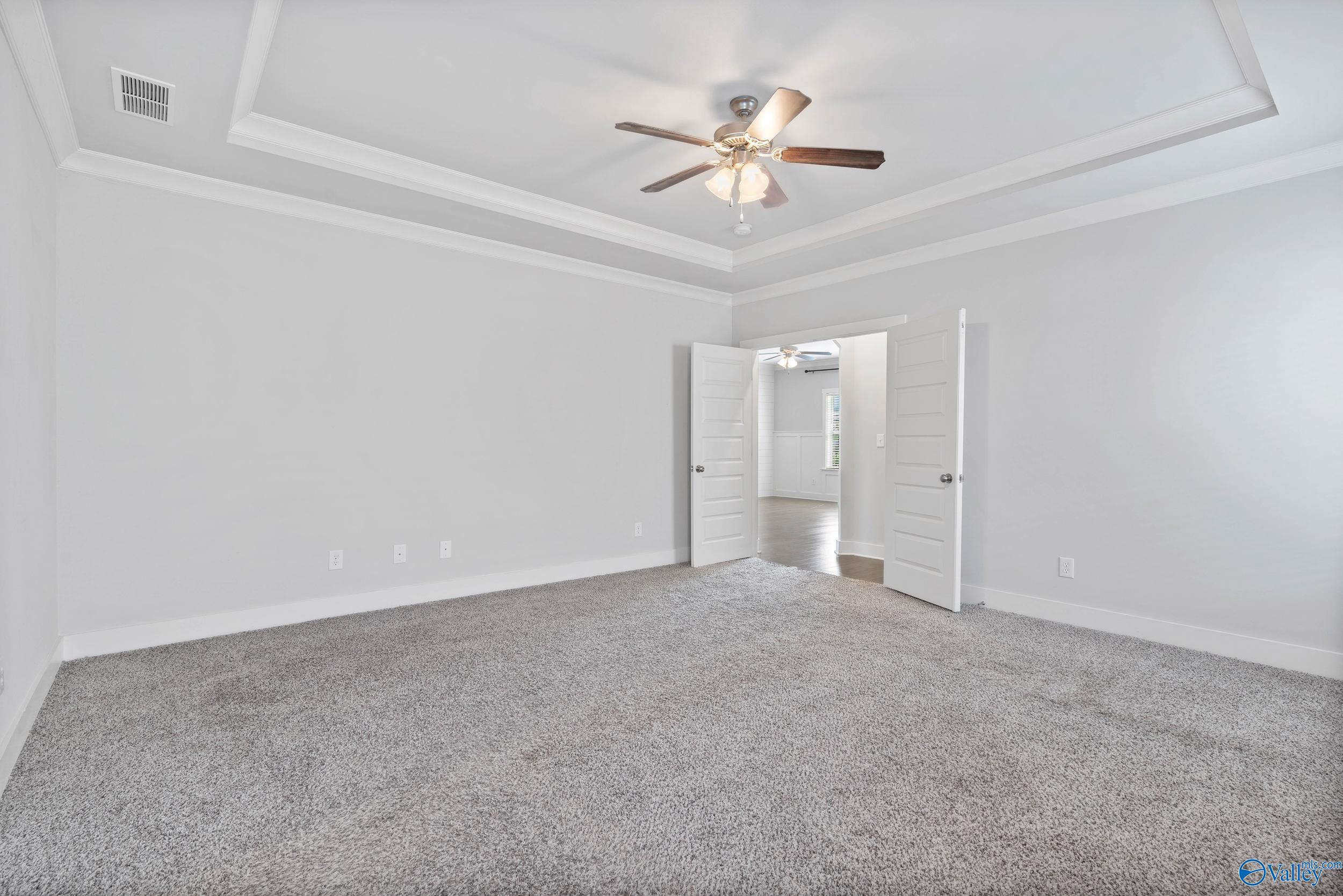 20 Desert Oak Court SW