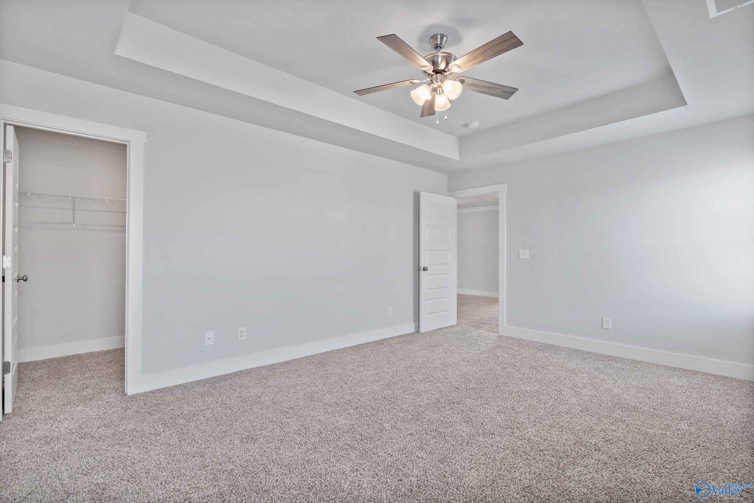 20 Desert Oak Court SW