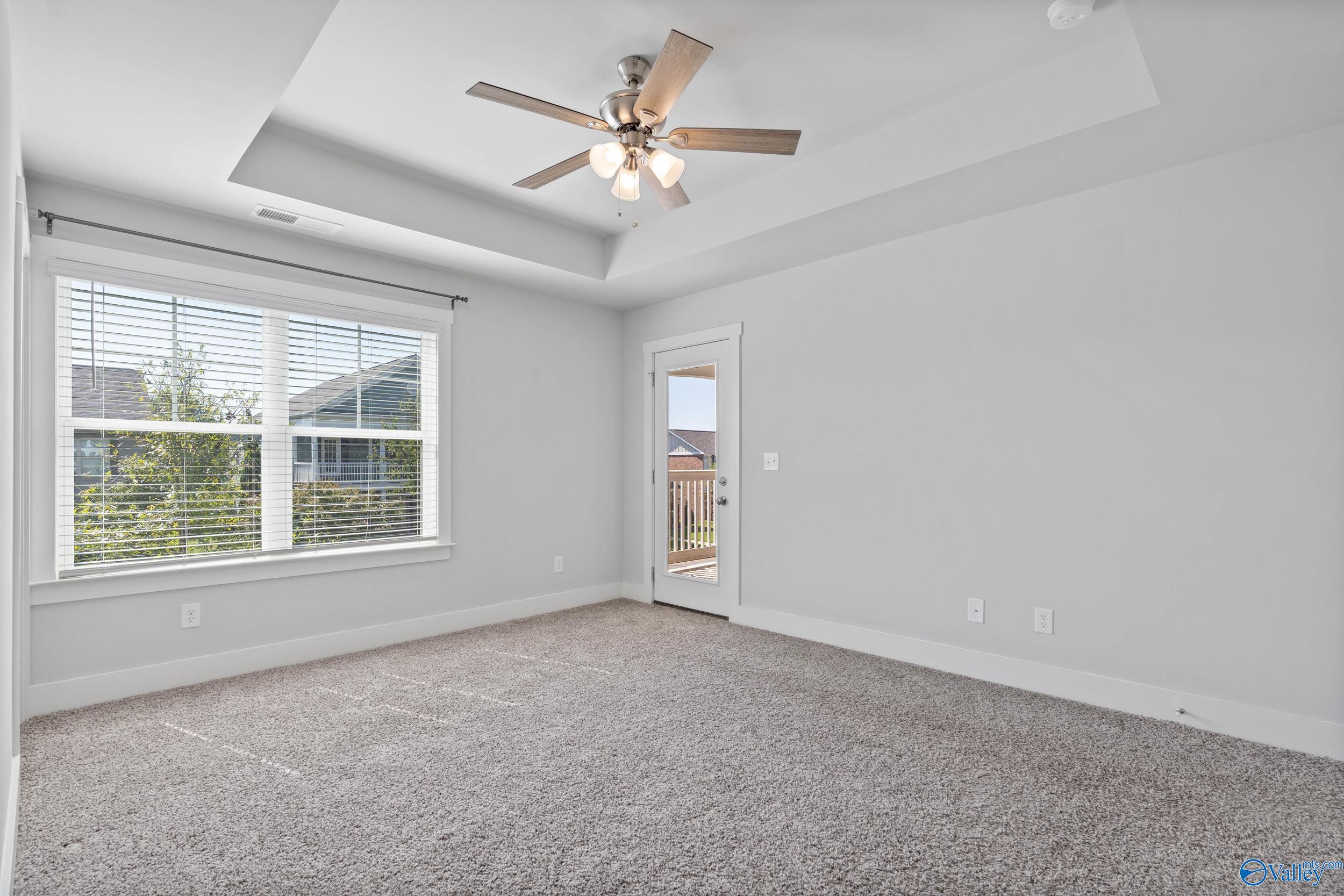 20 Desert Oak Court SW