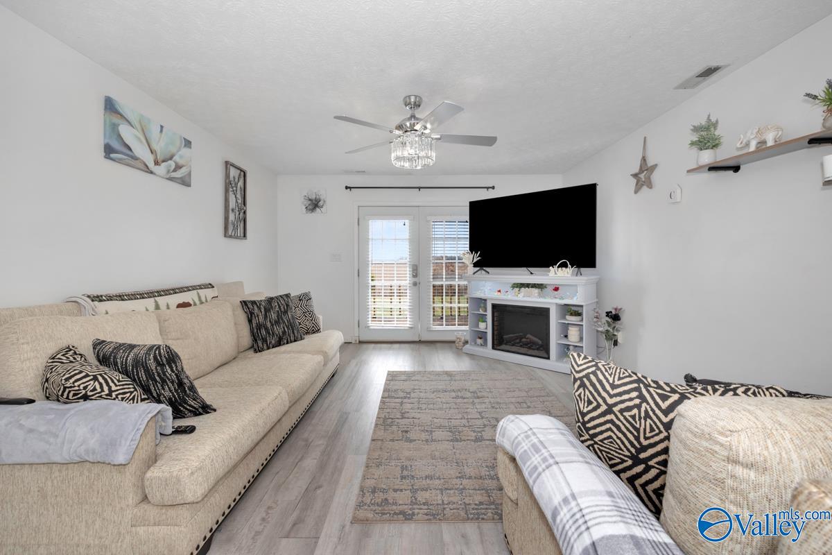 16373 Log Cabin Road