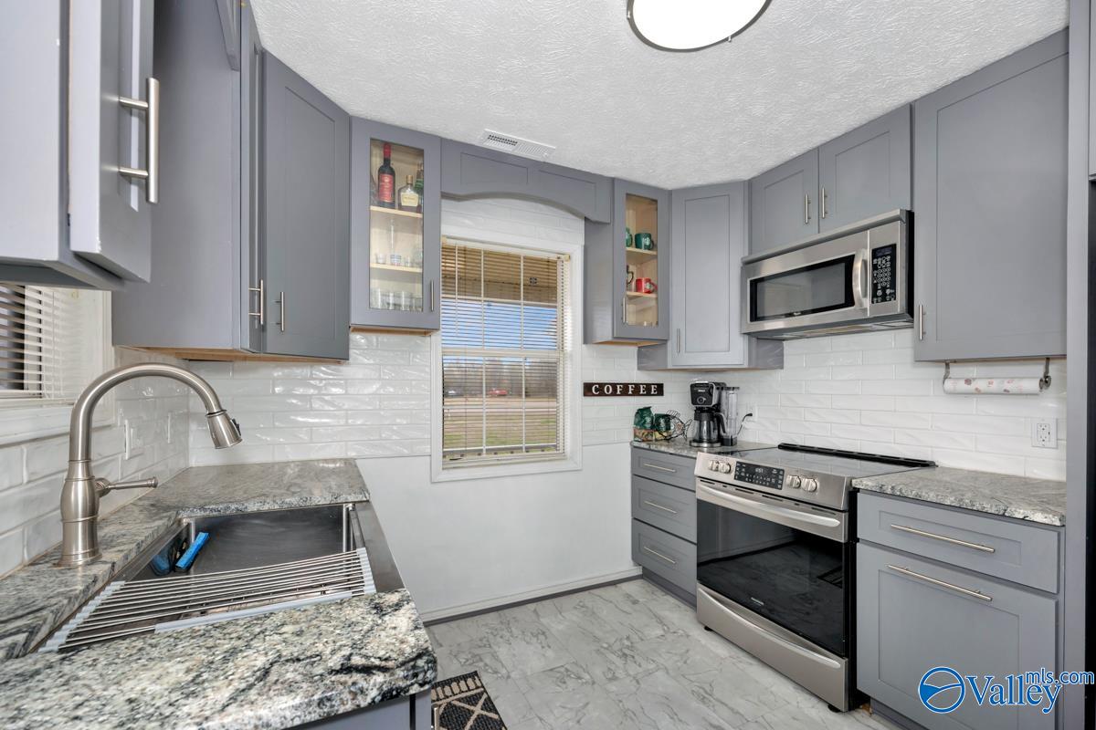 16373 Log Cabin Road