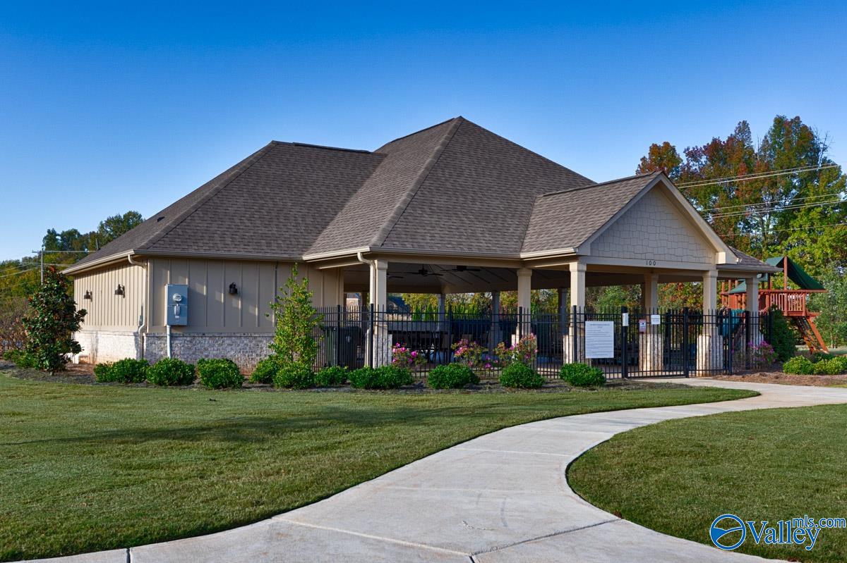 117 Front View Circle
