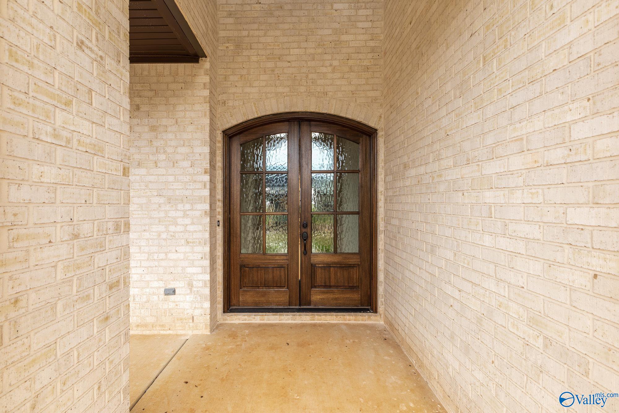 112 Brier View Drive
