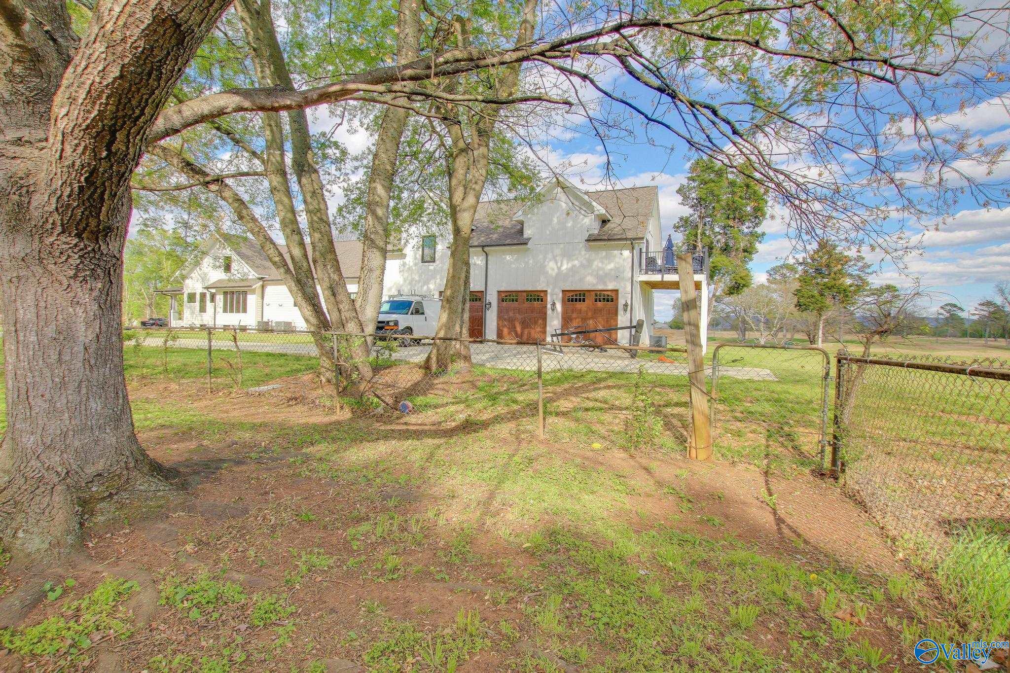 1709 Laverne Drive NW