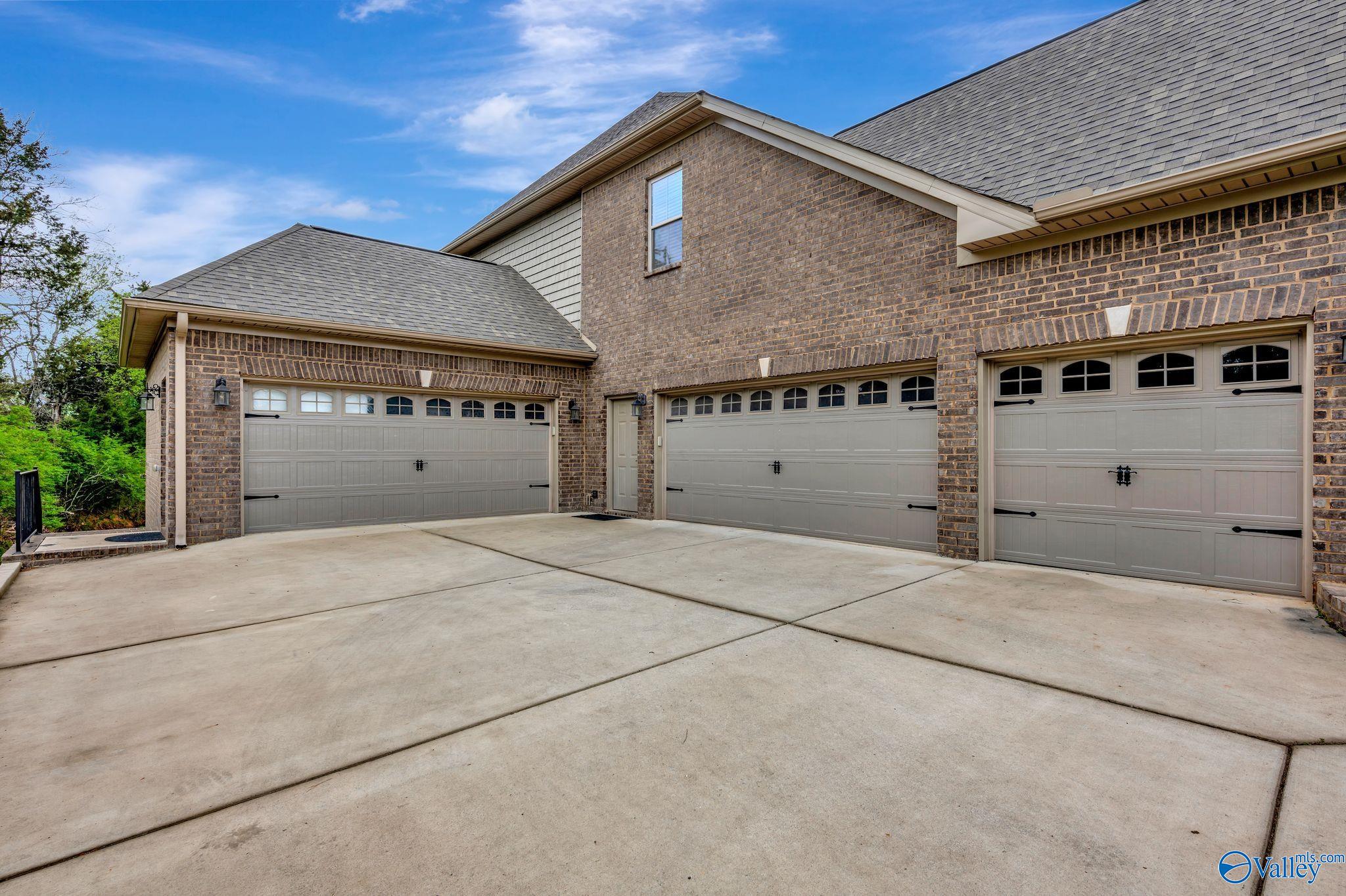 130 Pine Willow Circle