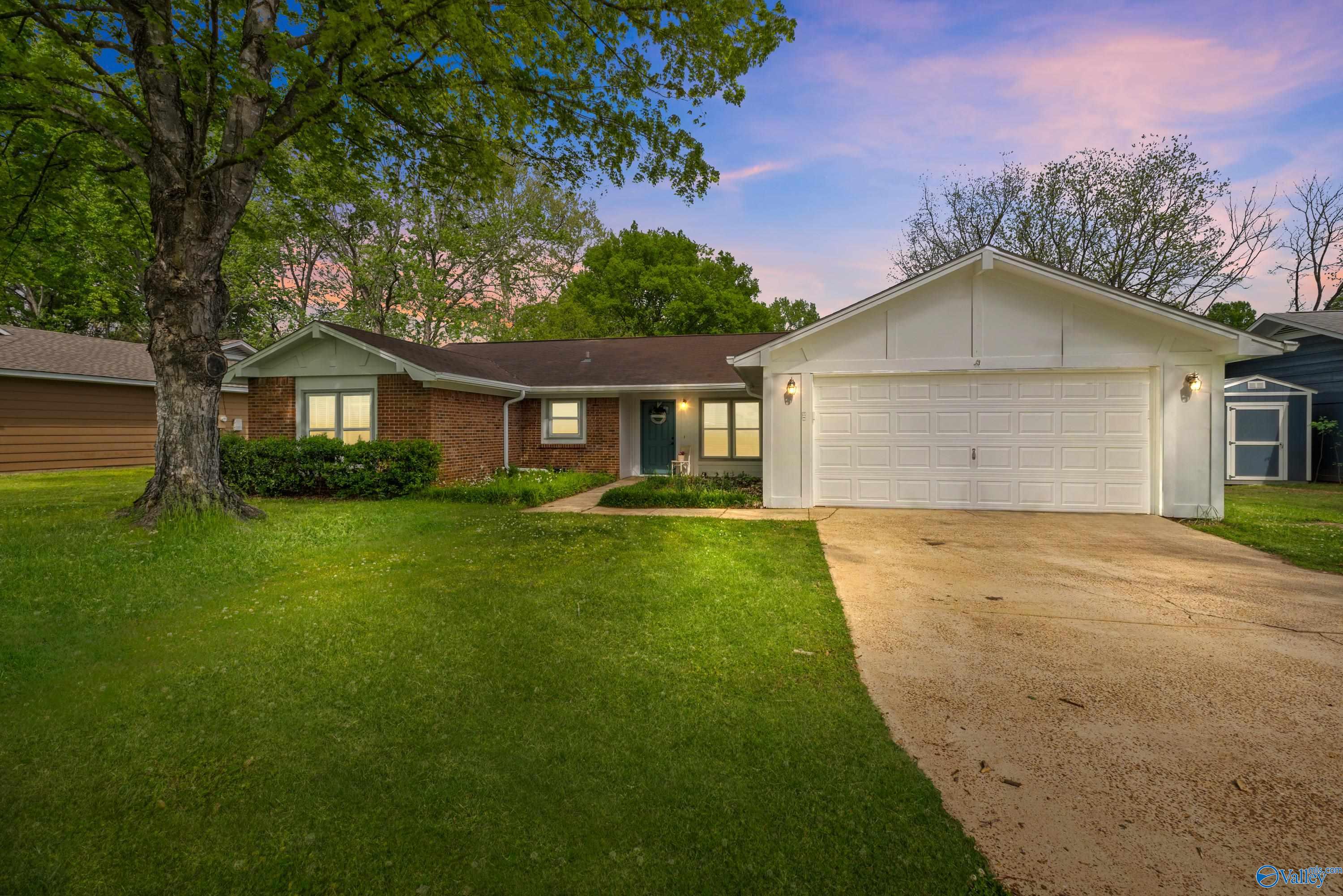 12011 Runningmeade Trail SE