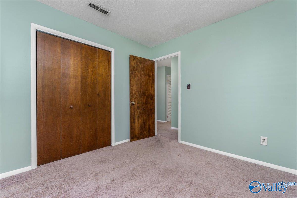12011 Runningmeade Trail SE