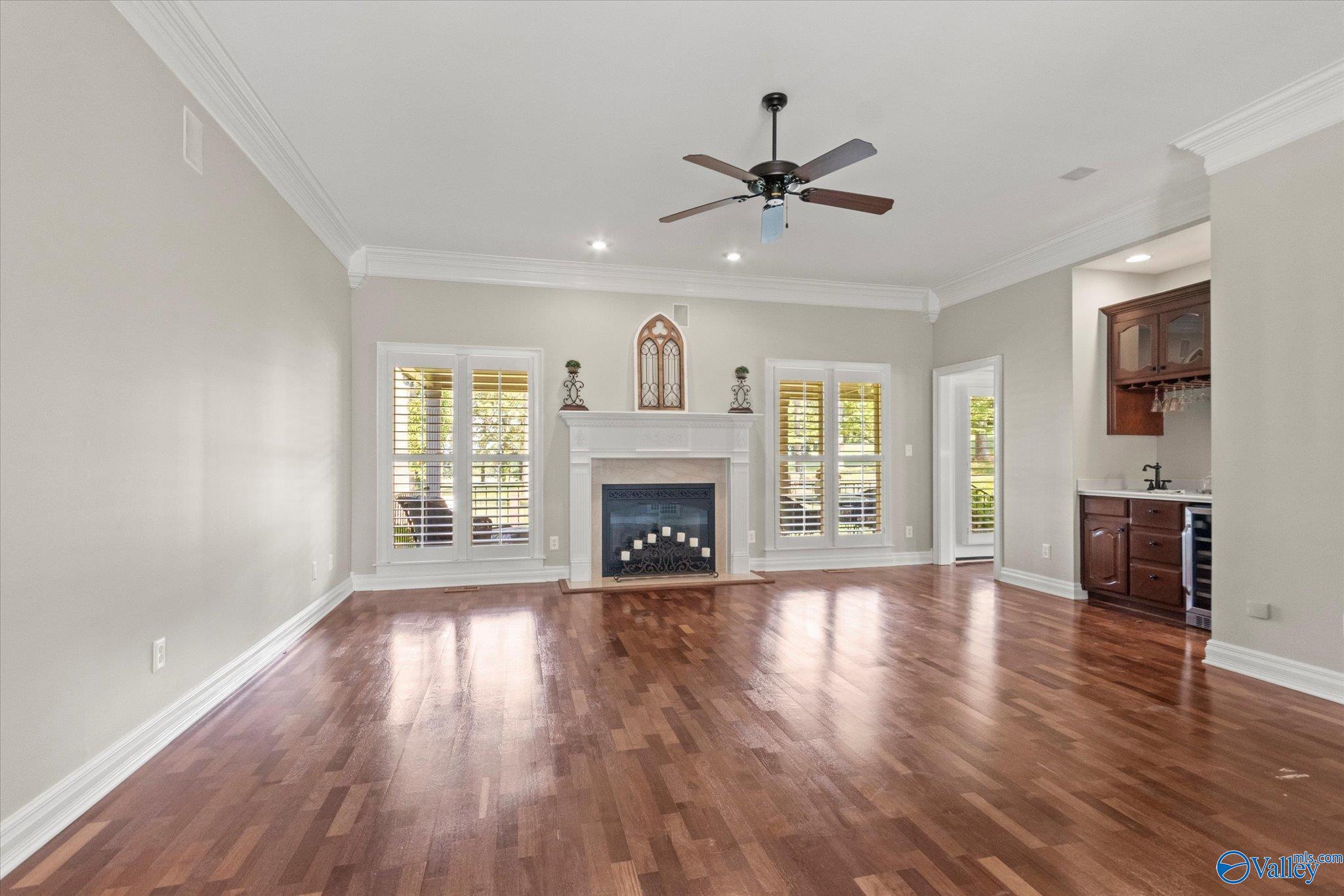 3023 Hampton Cove Way