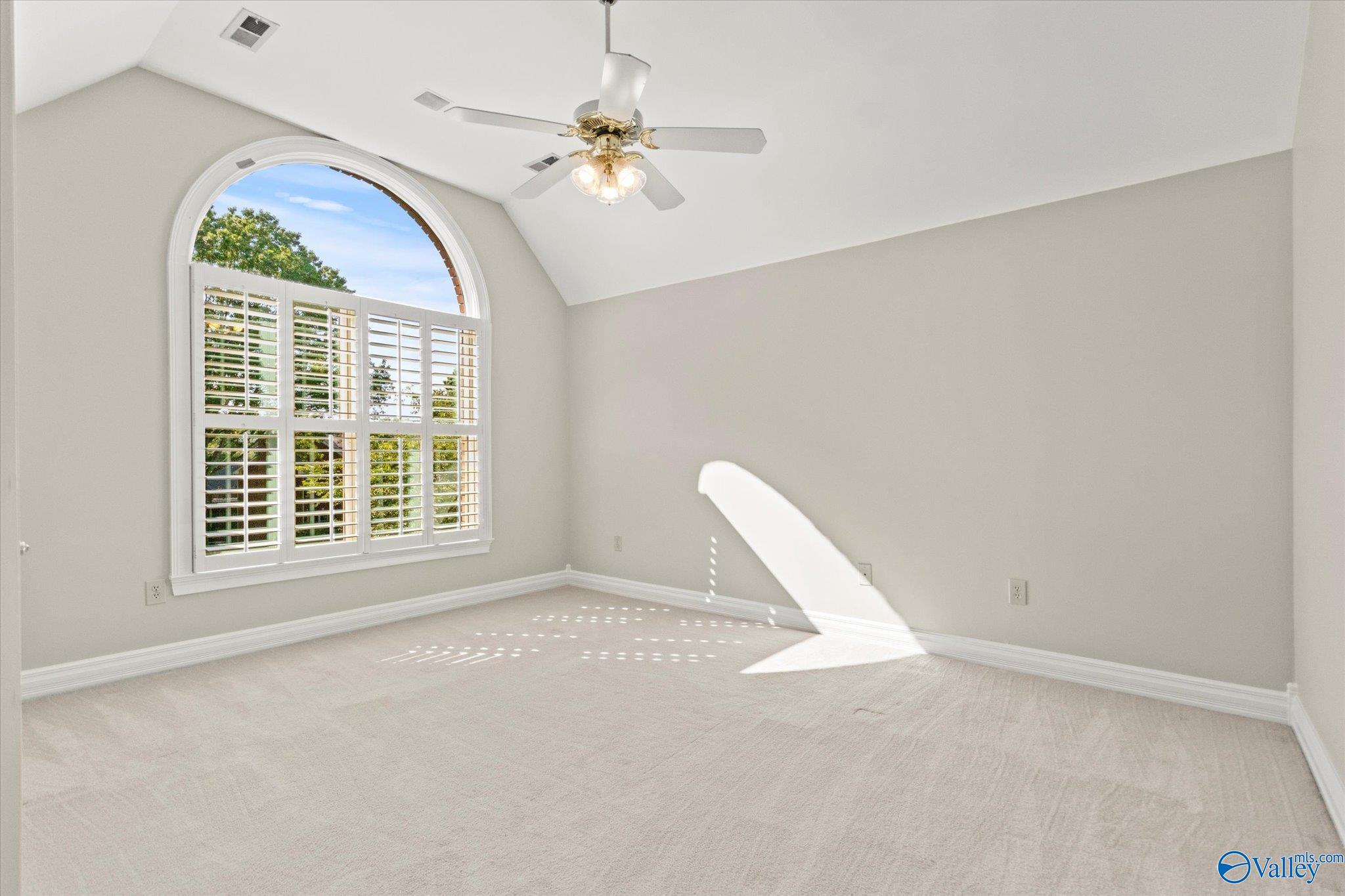 3023 Hampton Cove Way