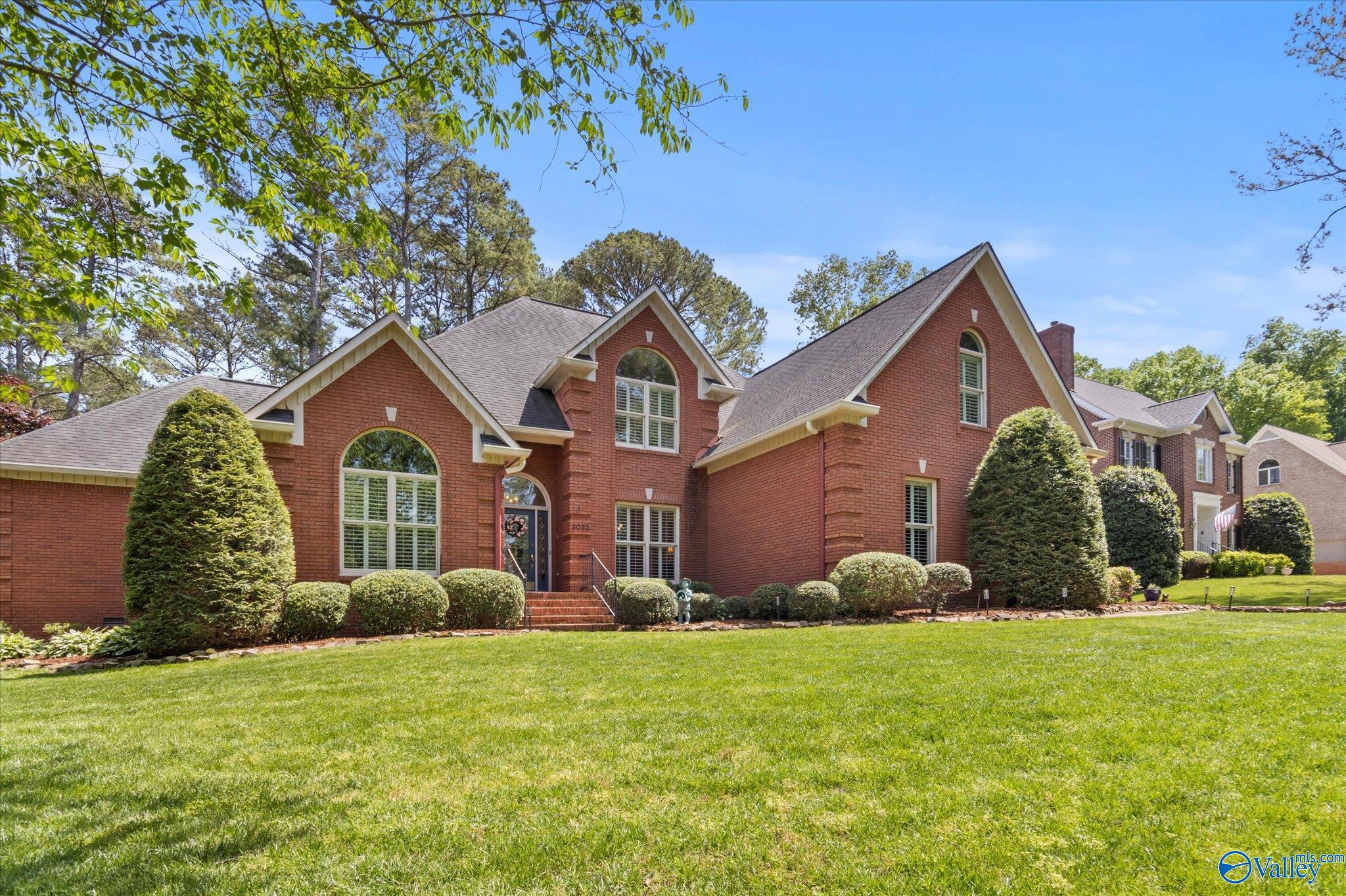 3023 Hampton Cove Way