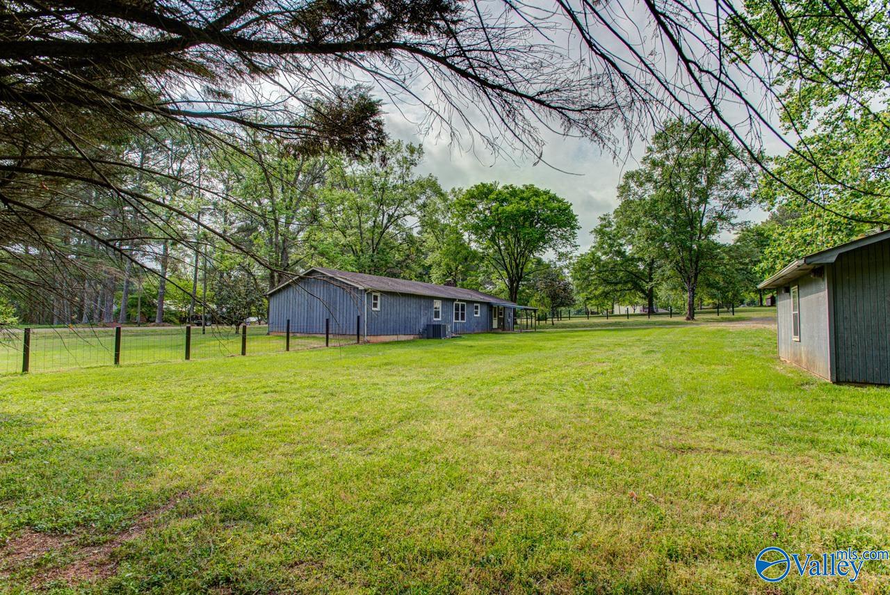 409 Knotty Walls Road SE