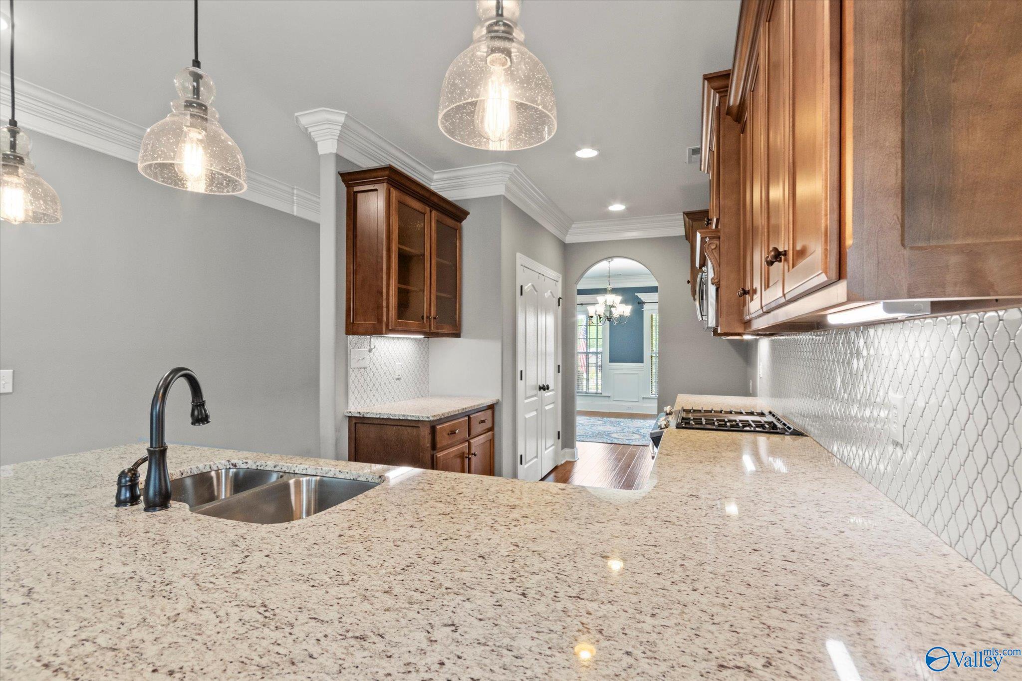 137 Waxwing Street
