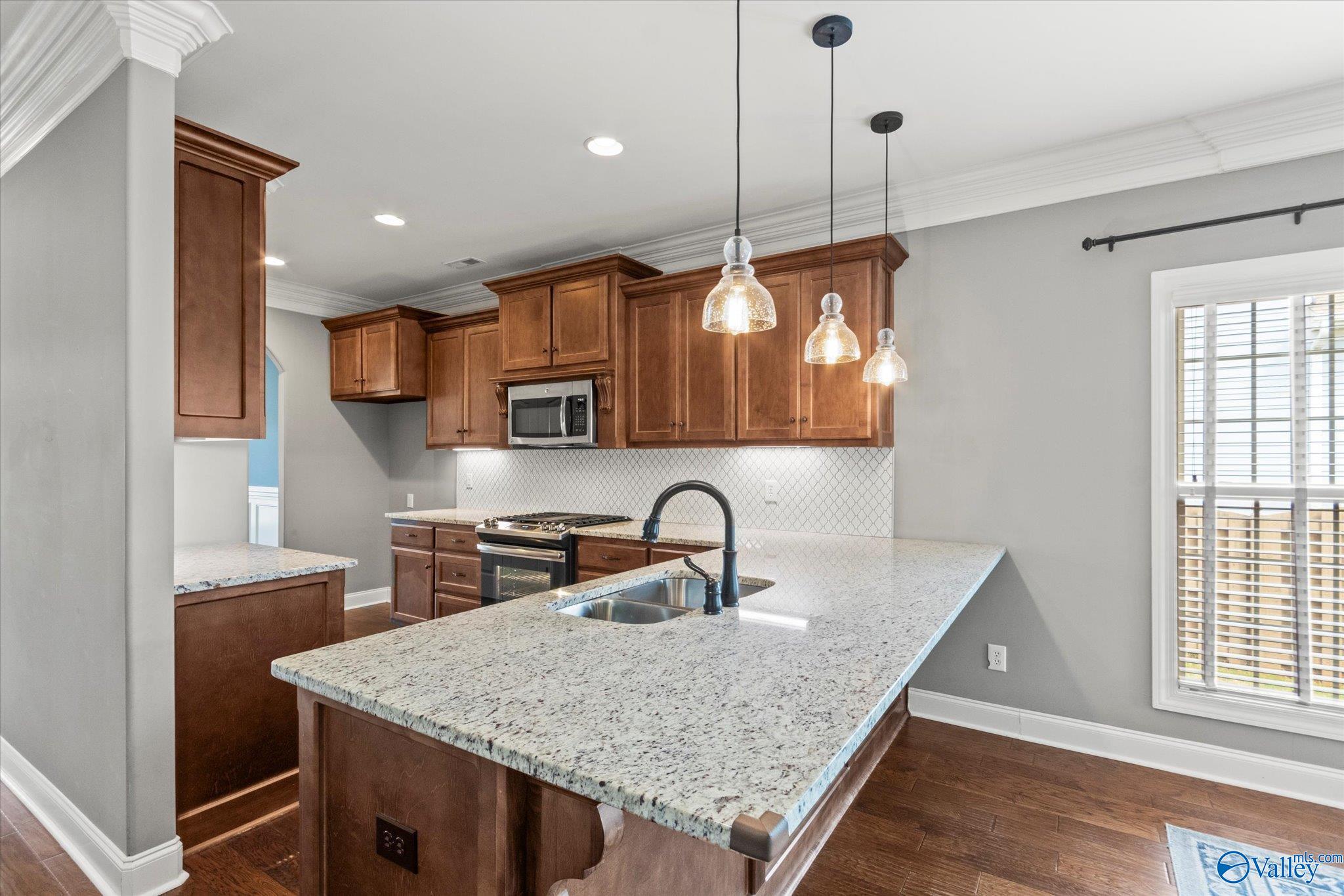 137 Waxwing Street