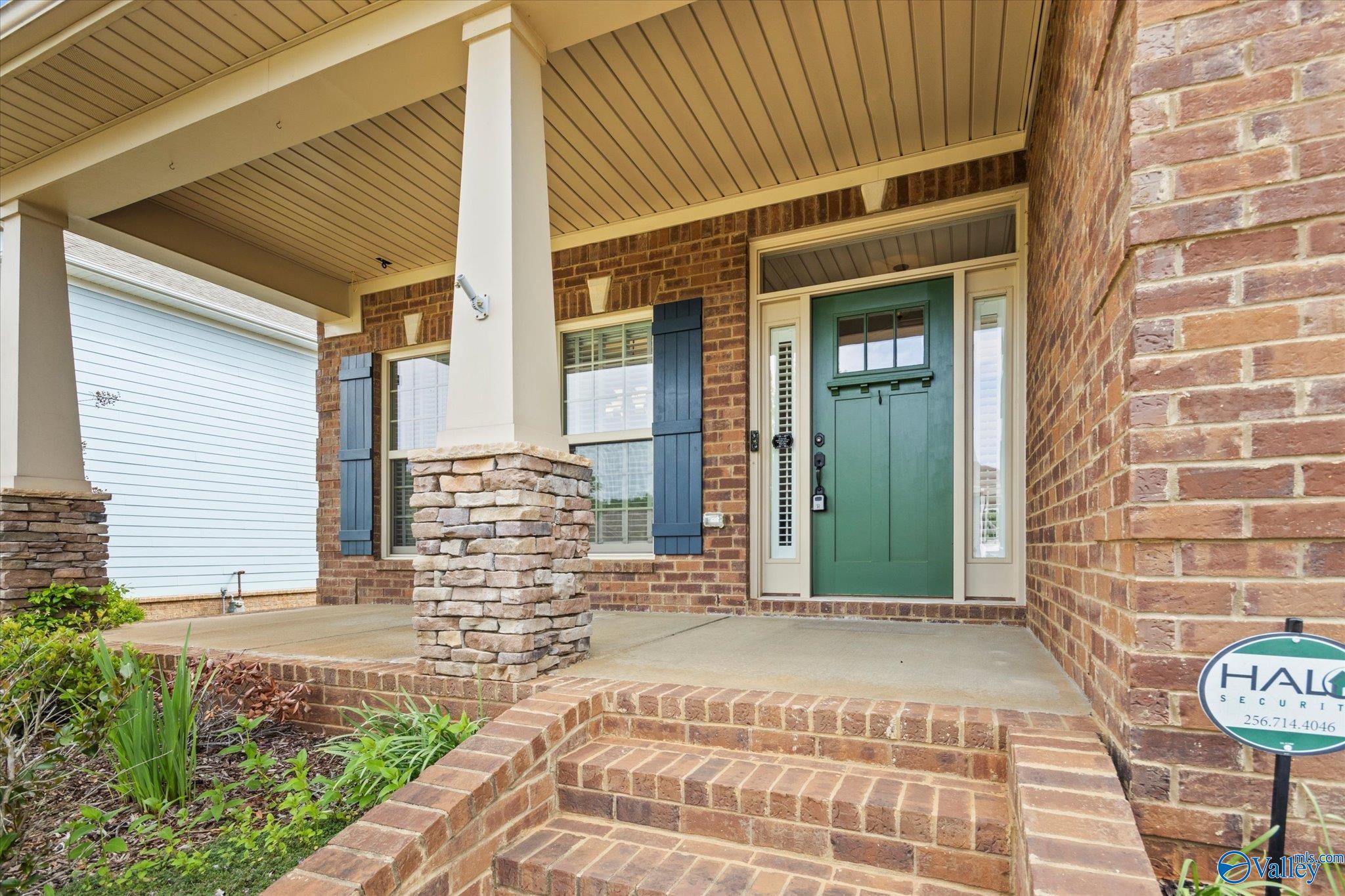 137 Waxwing Street