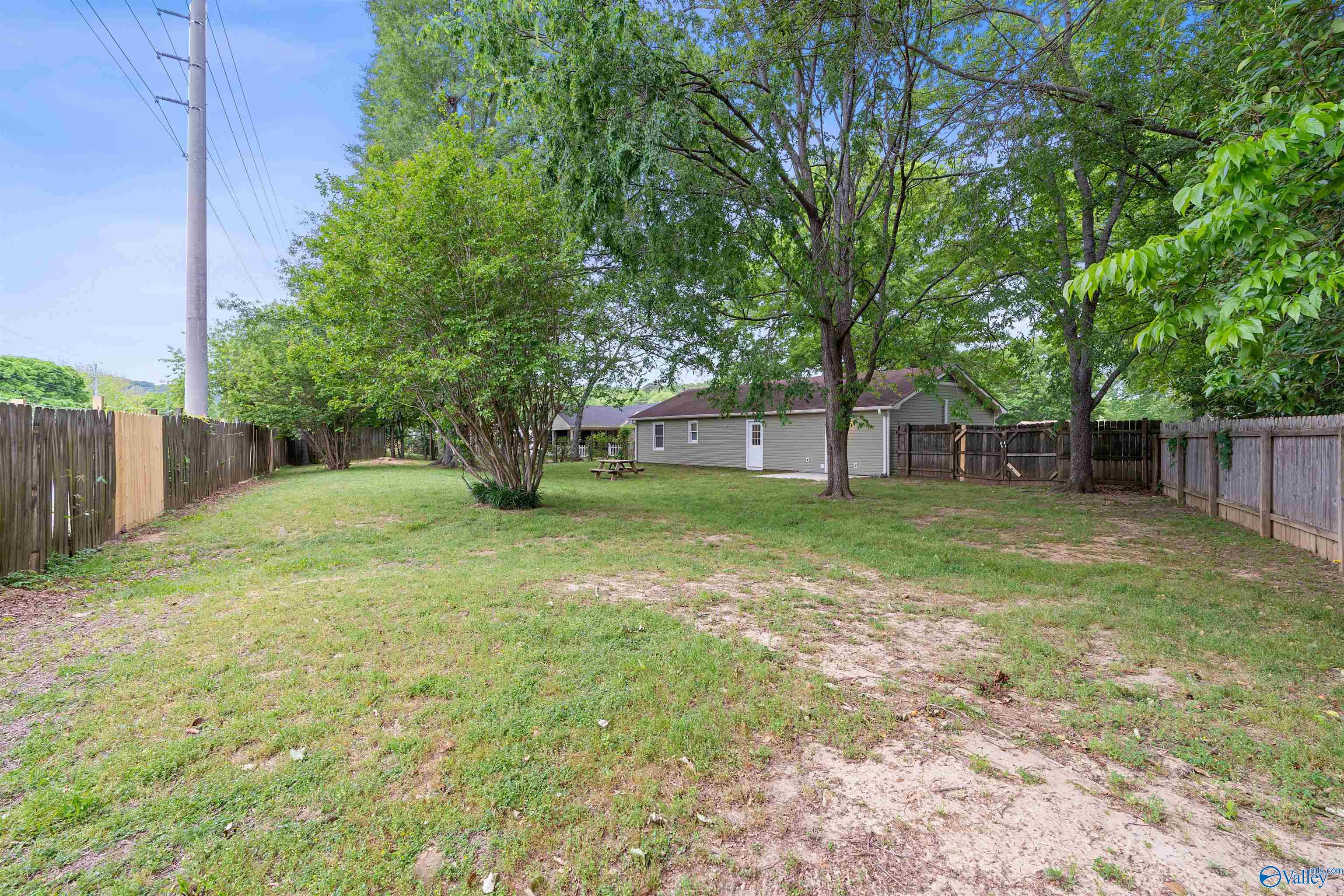 1503 Old Albany Circle SE