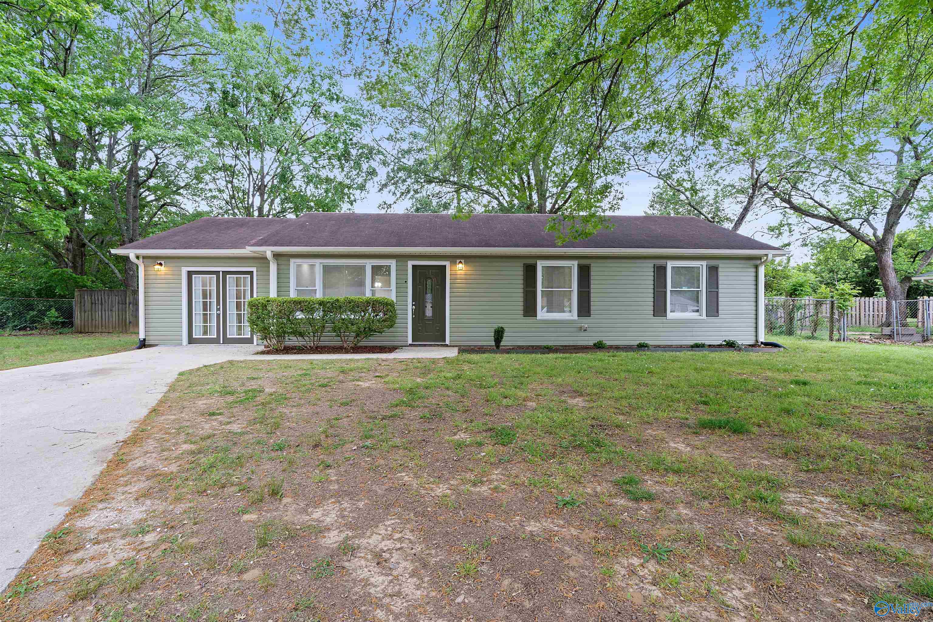 1503 Old Albany Circle SE