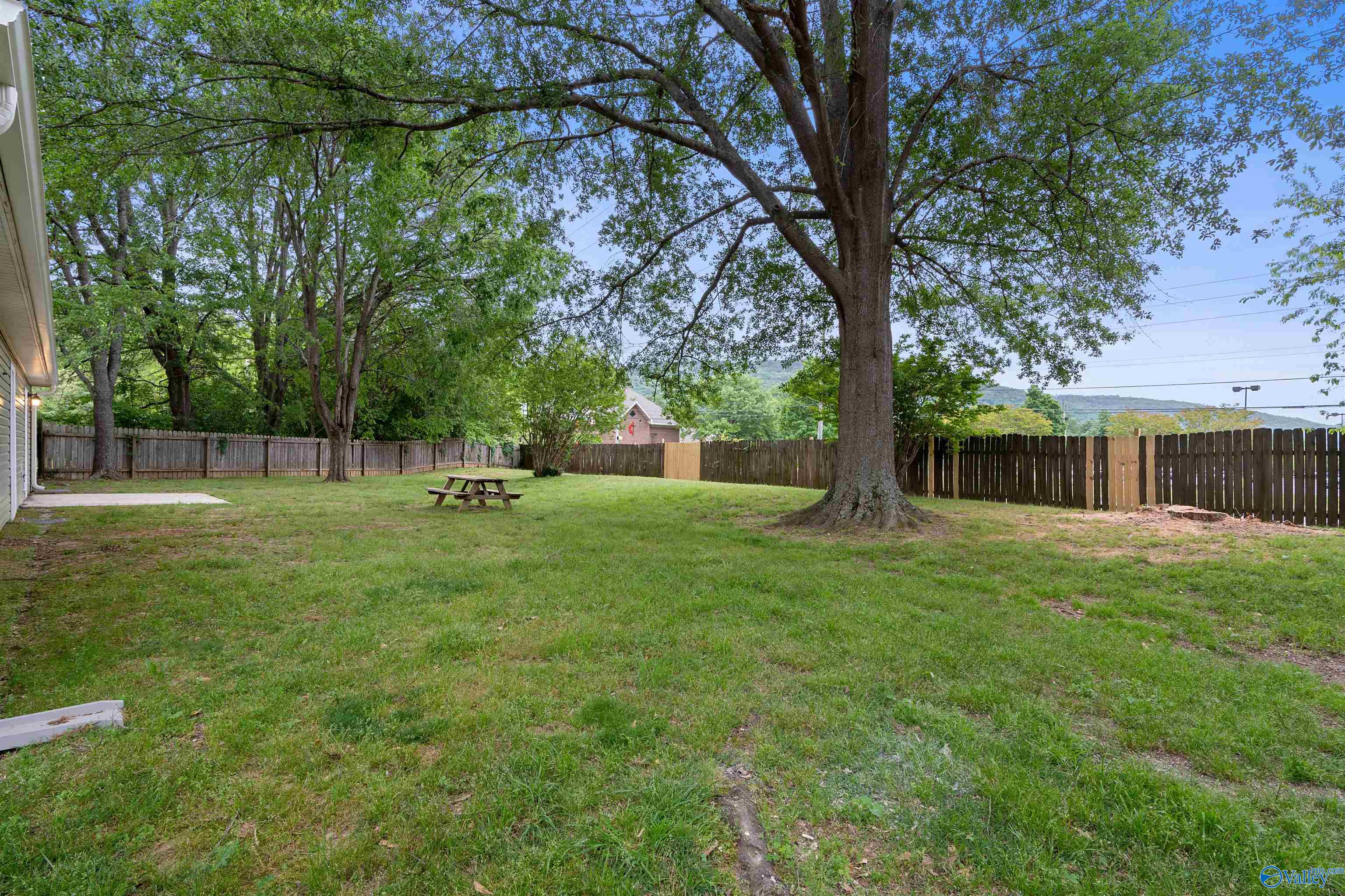 1503 Old Albany Circle SE