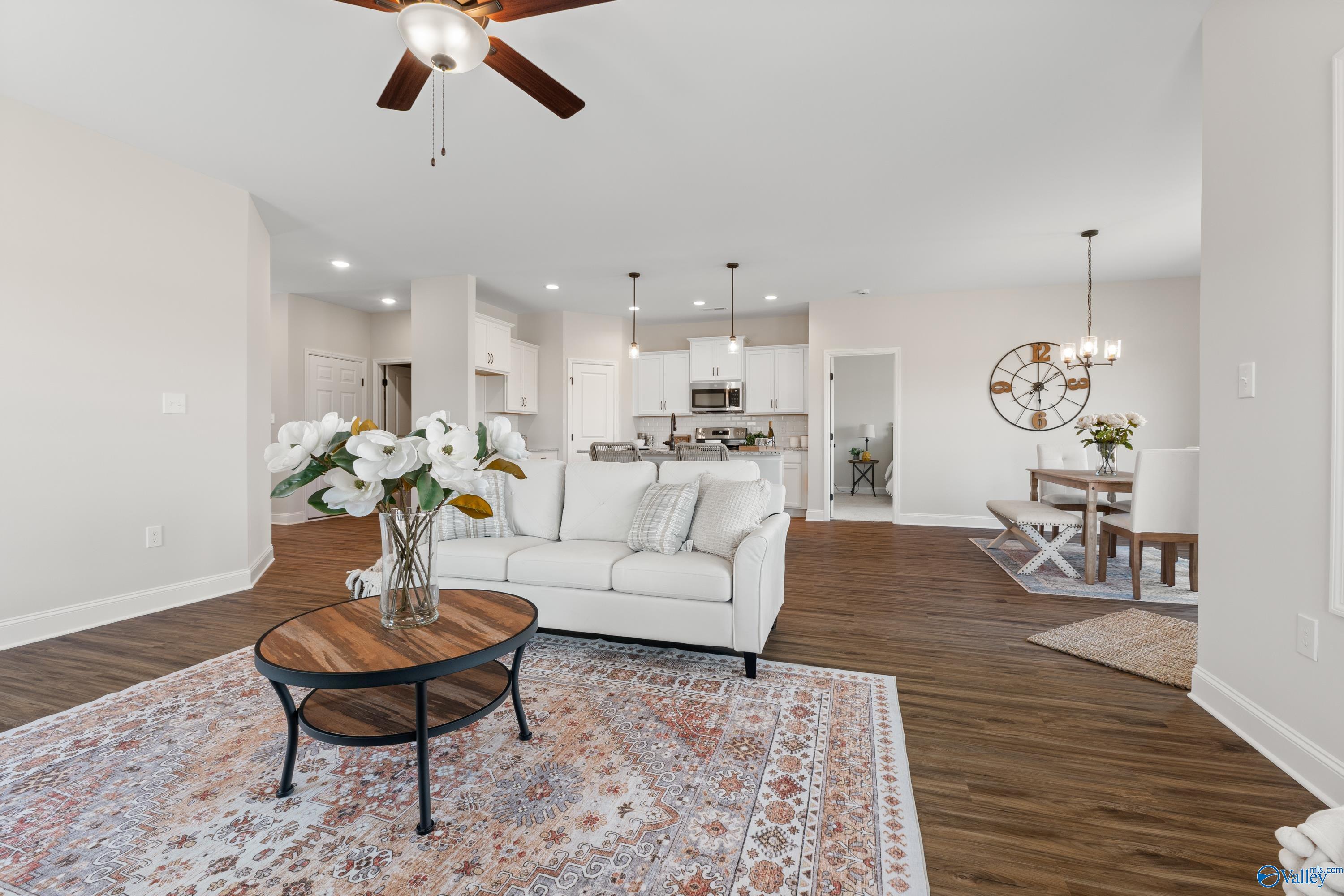 208 Goldie Court