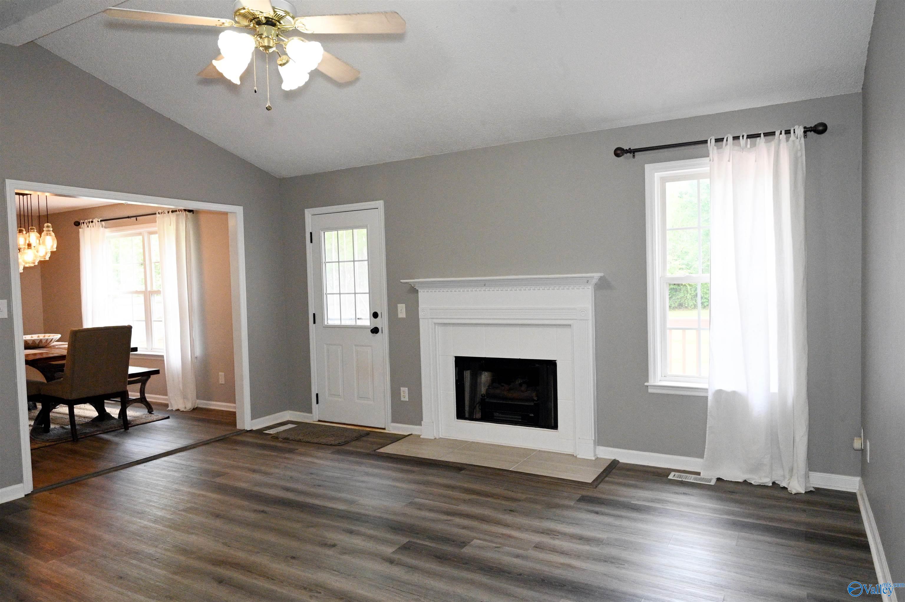 207 Vintage Point Circle