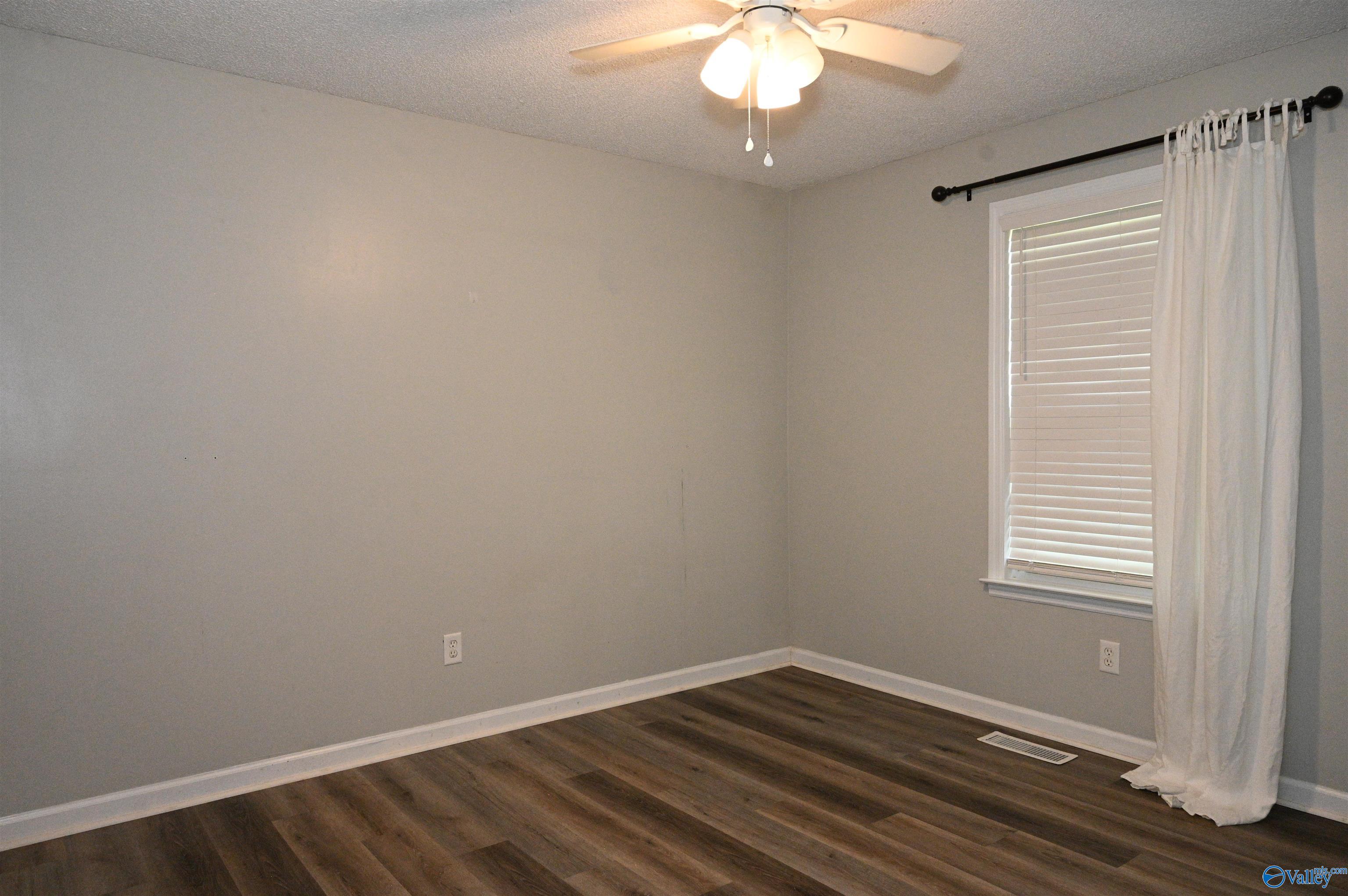 207 Vintage Point Circle