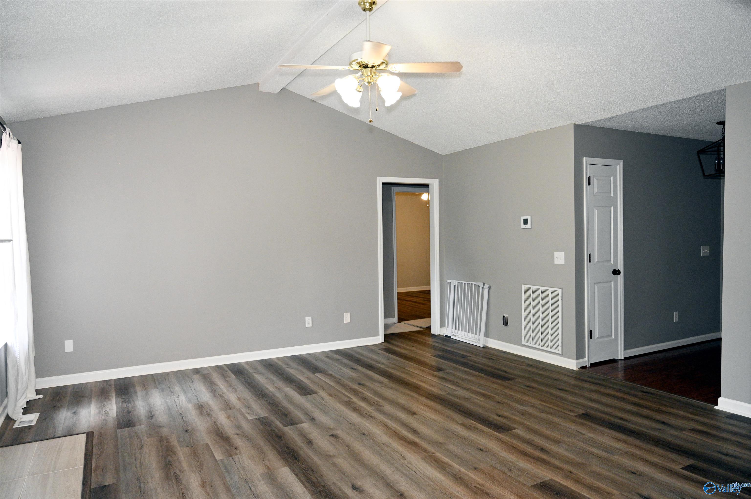 207 Vintage Point Circle